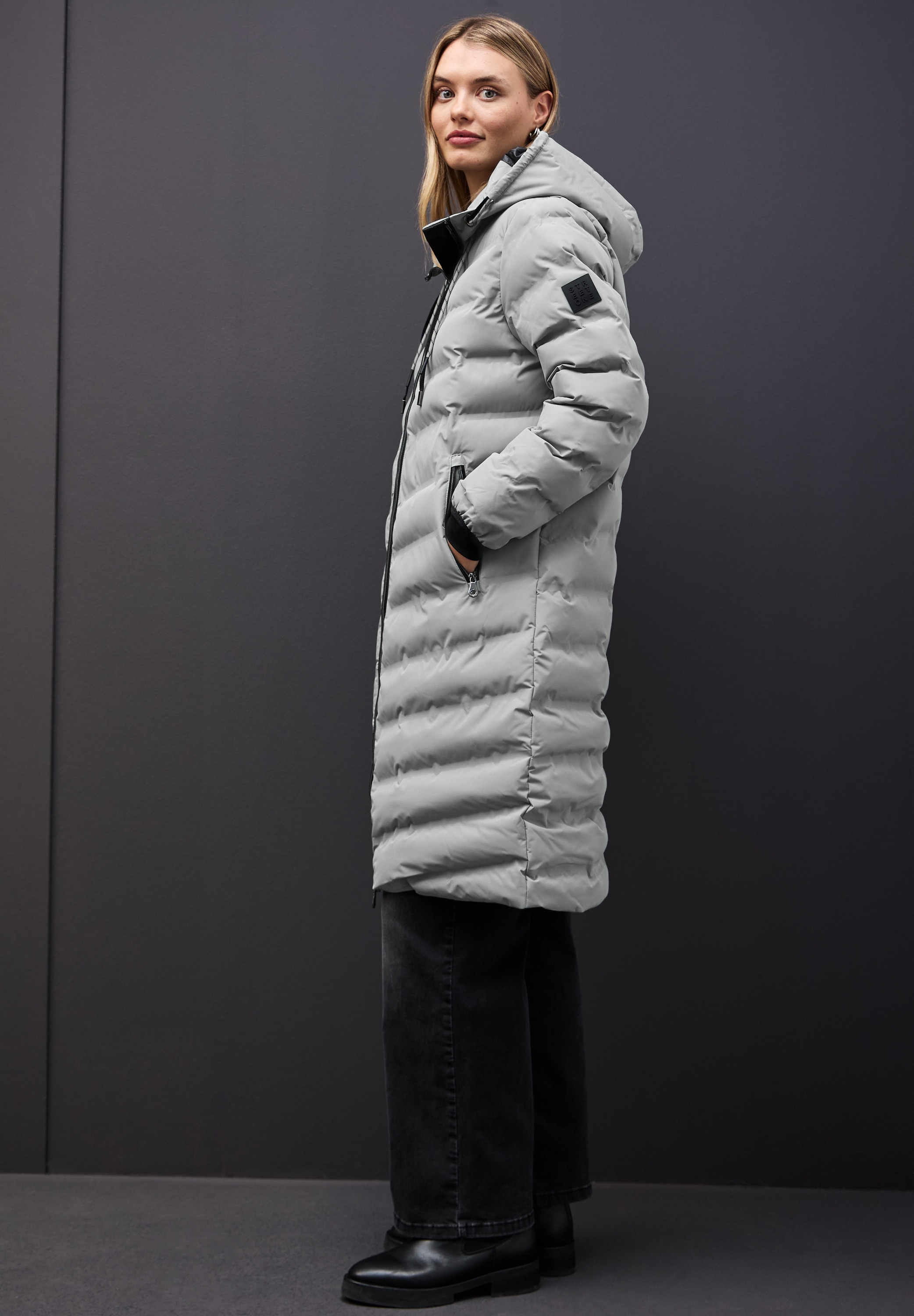 STREET ONE Veste matelassée mit Kapuze und geklebten Nähten