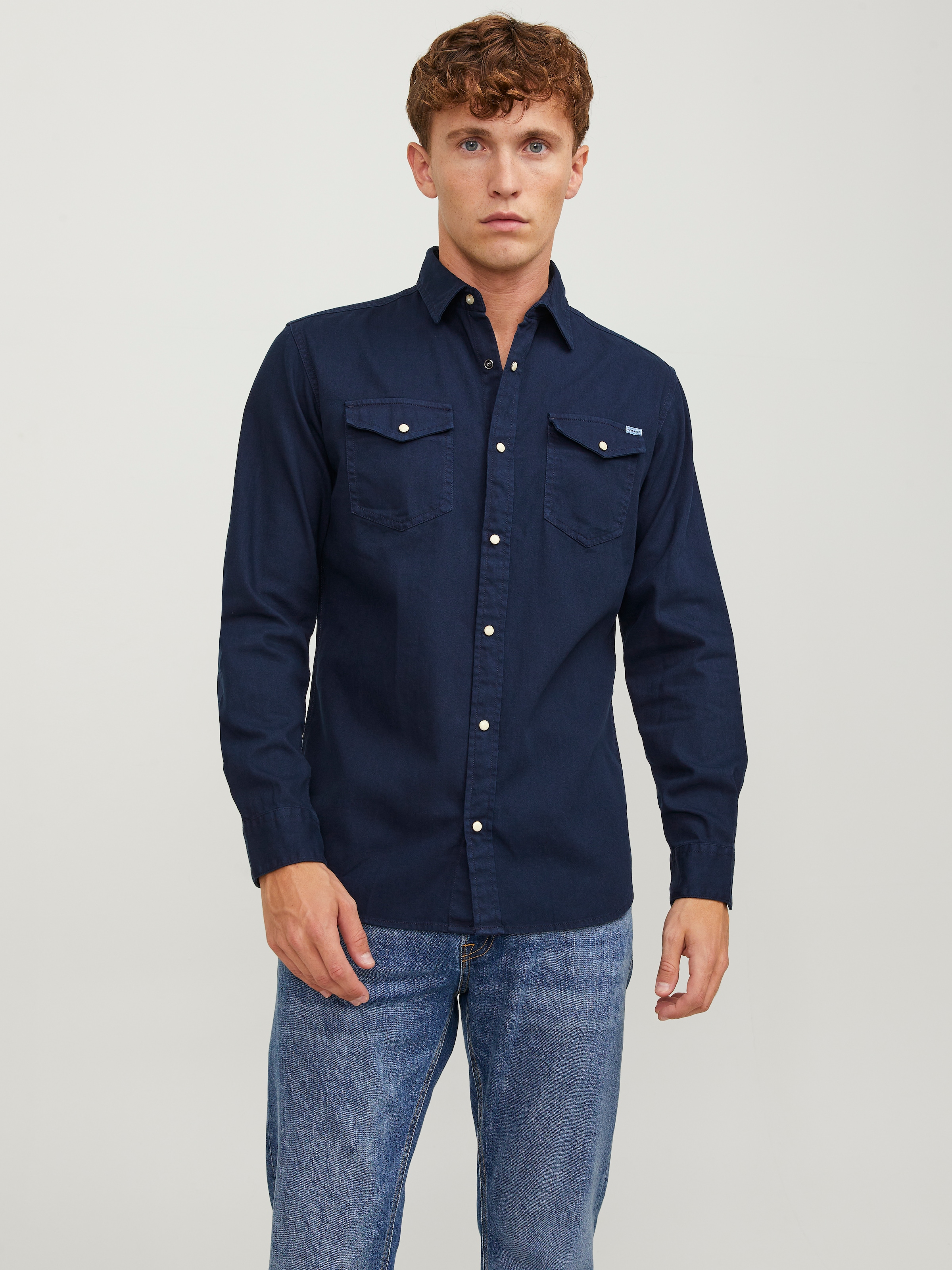 Jack & Jones Chemise en jean »JJESHERIDAN im Workwear-Stil mit robuster Baumwollqualität« unifarben, modisch, slim fit, Baumwolle, Hemdkragen