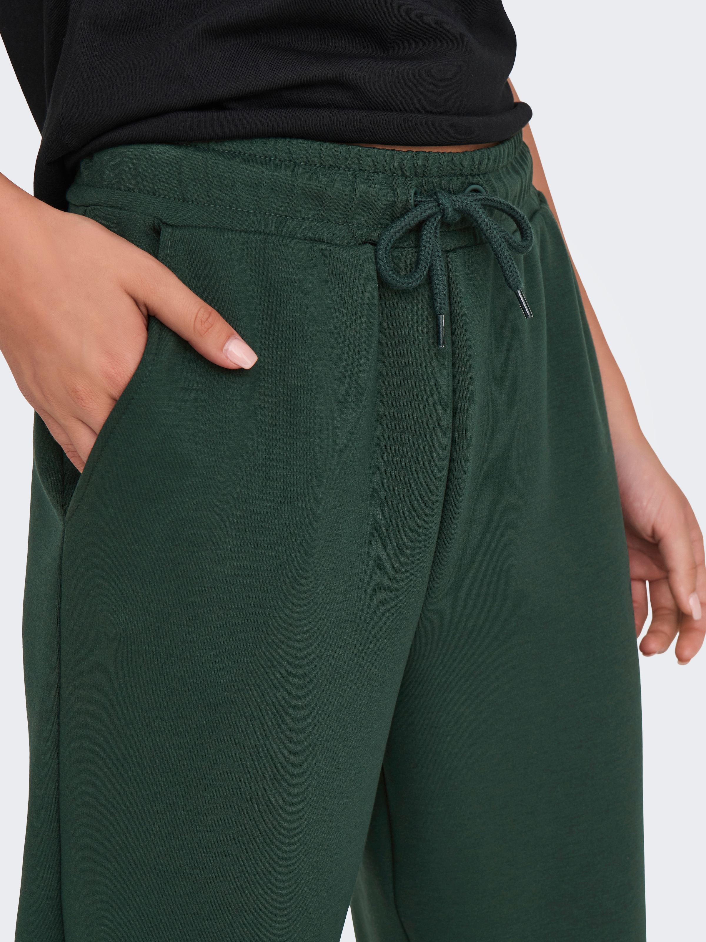 ONLY Play Pantalon sweat »ONPLOUNGE HW SWEAT PNT - NOOS«  avec cordon de serrage
