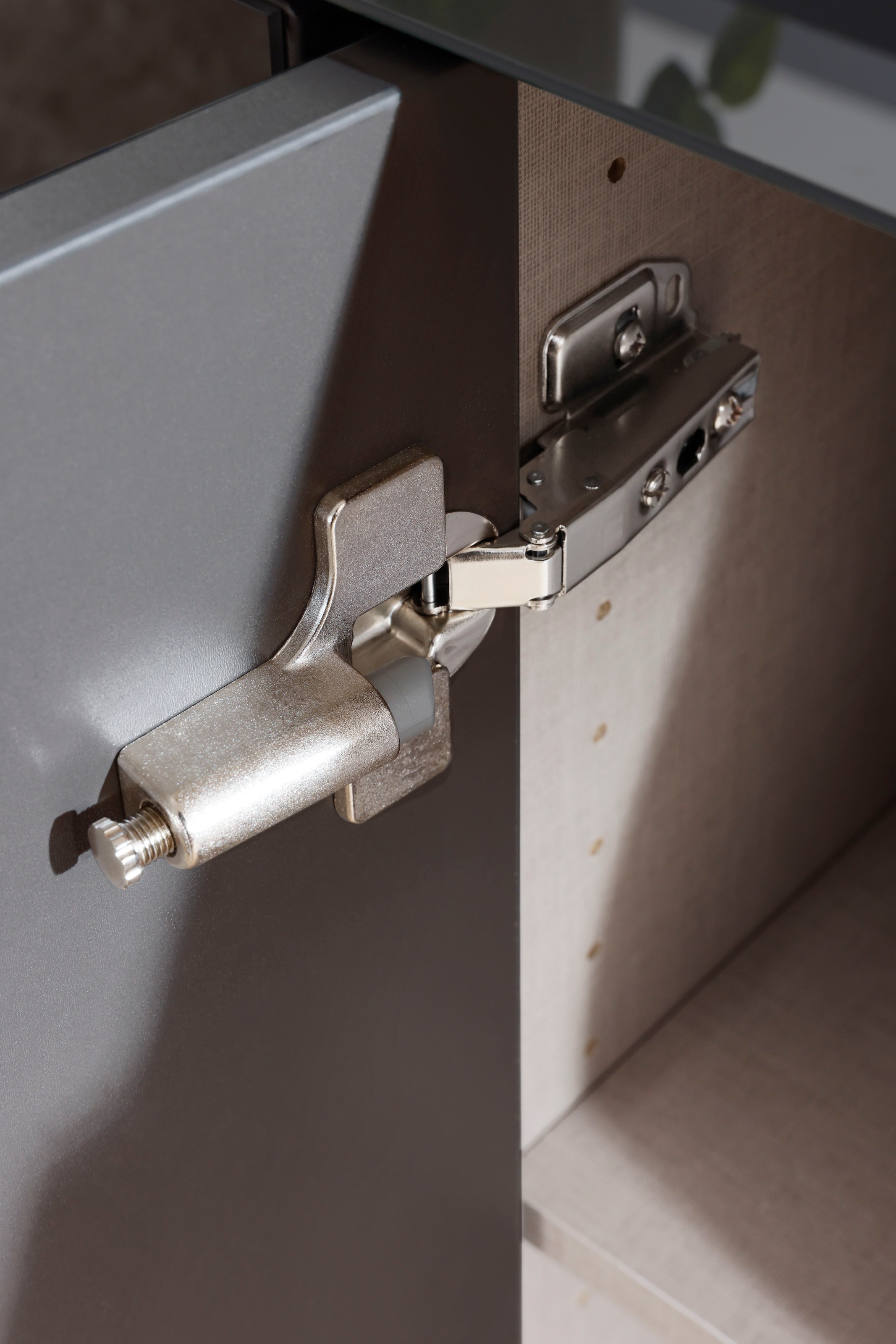 rauch Schubkastenkommode »Flipp Schubladenkommode Wäscheschrank Schrank« Breite 160/180 cm mit 4 Einlegeböden,  2-türig mit  5 Schubladen und Soft-Close-Funktion in zwei Breiten