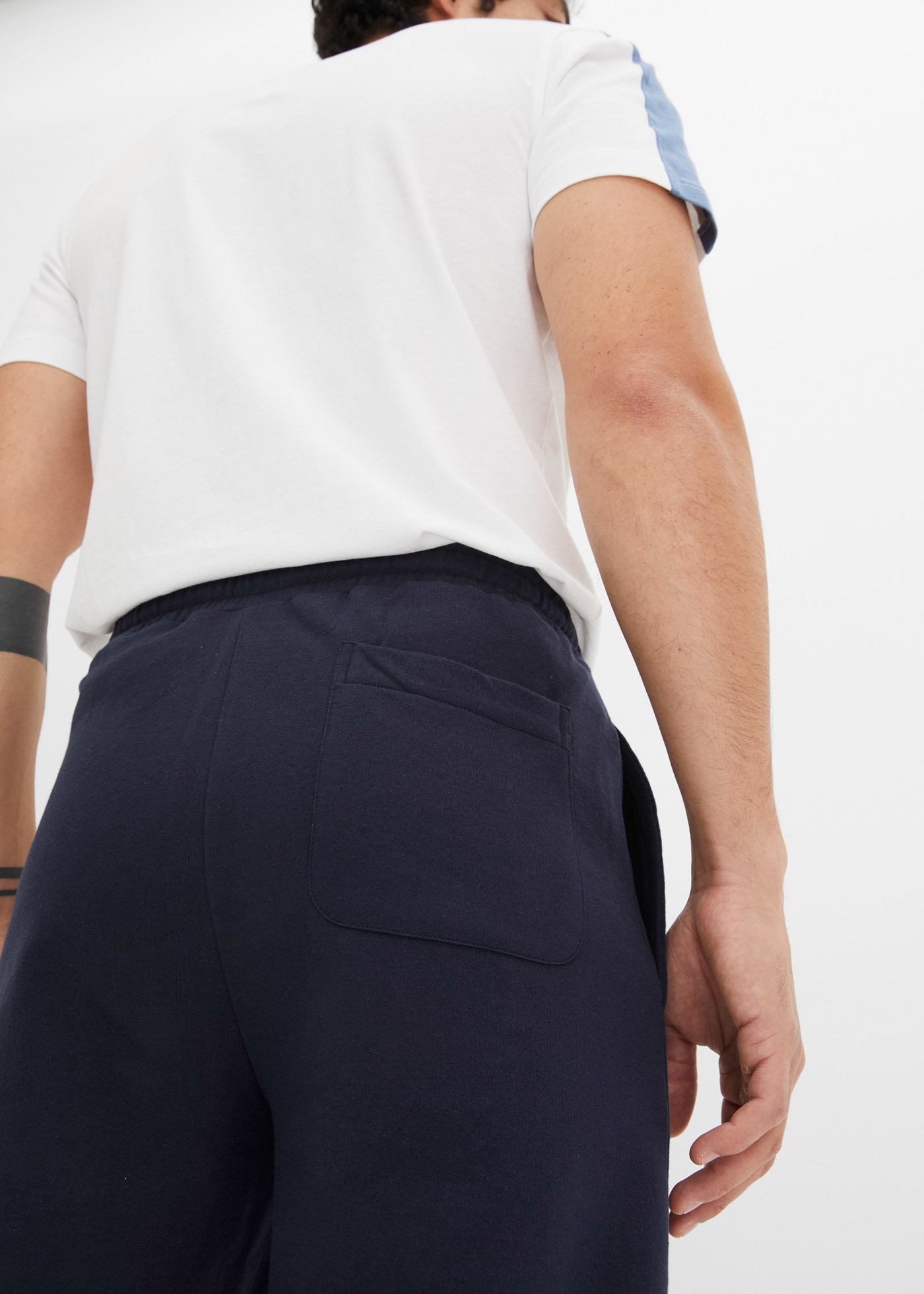 bonprix Sweatbermudas  aus Baumwolle und Polyester, regular fit, casual Stil