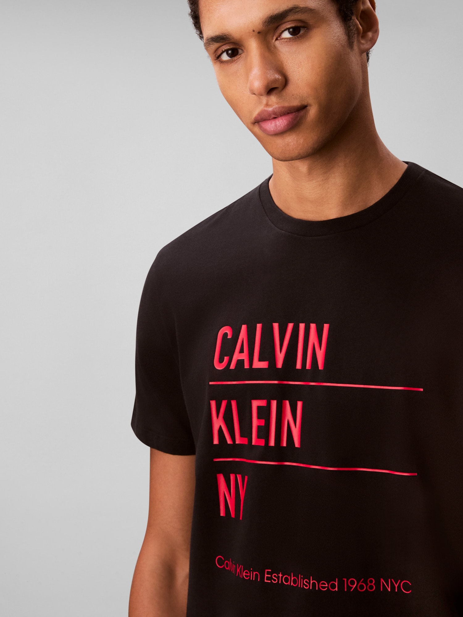 Calvin Klein Jeans T-Shirt »SS 30S EU CALVIN KLEIN NY GRAPHI« Mit Rundhalsausschnitt, regular fit