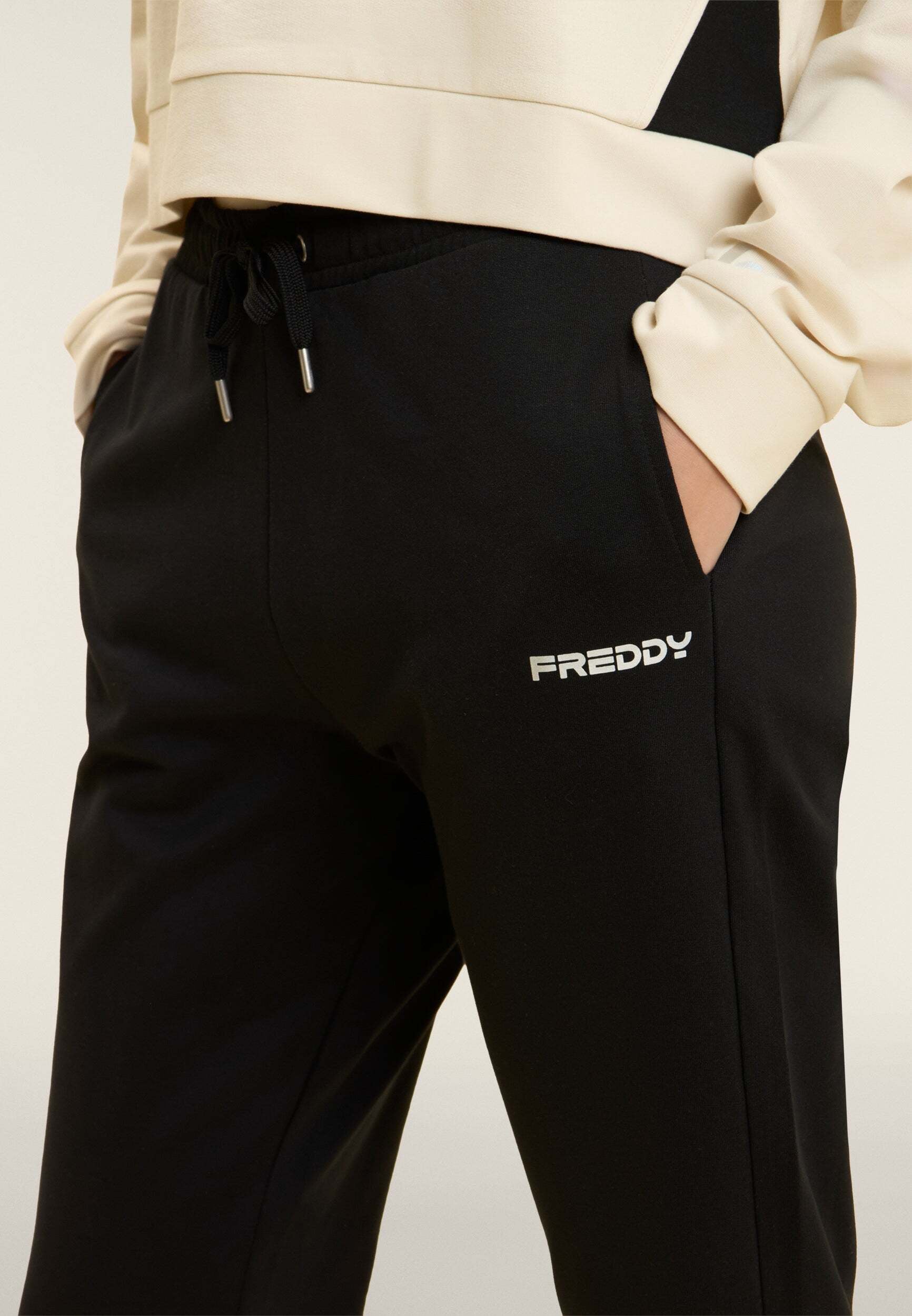 Freddy Pantalon de survêtement »Trainerhose S26WMVP4«