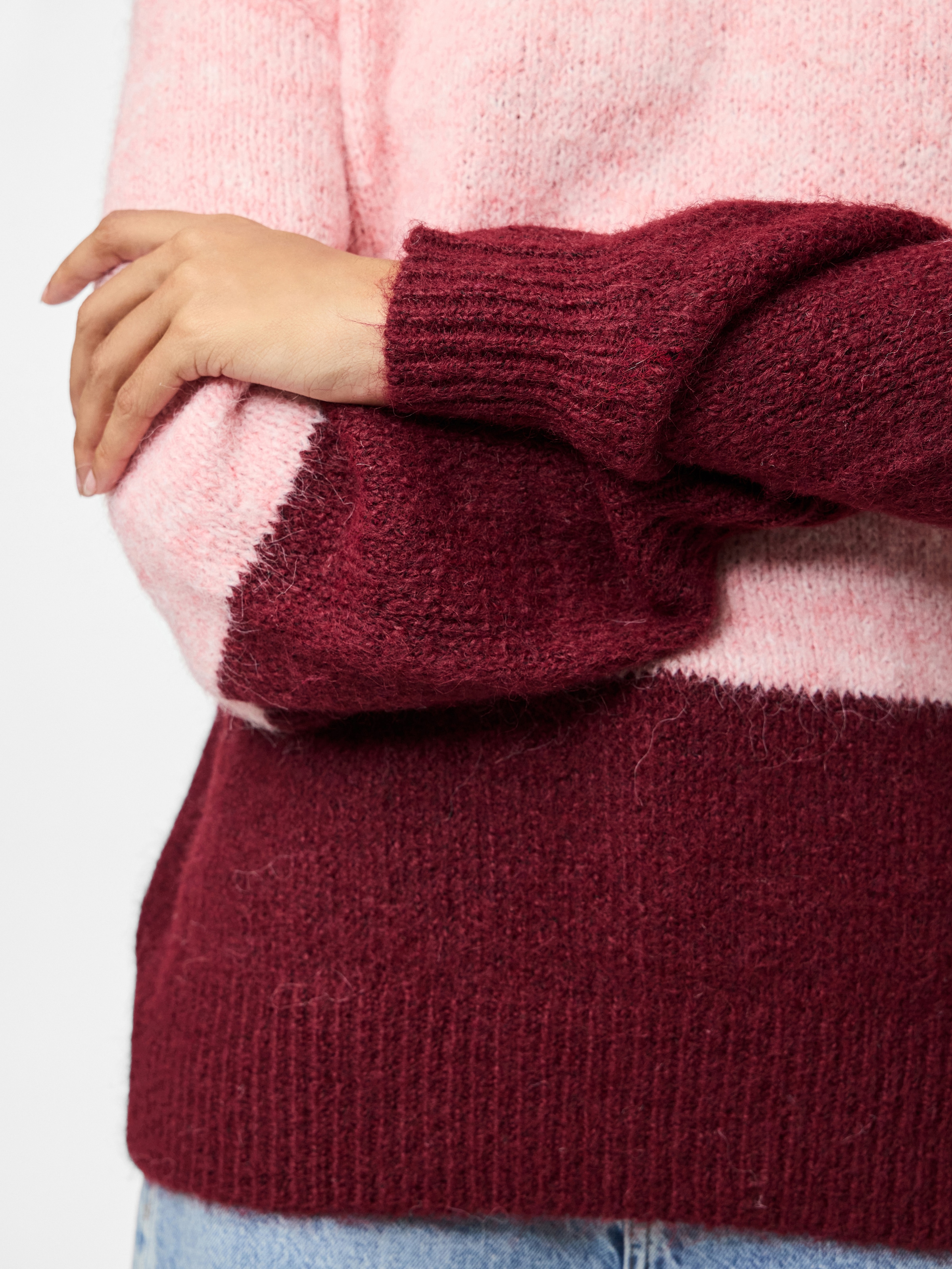 pieces Pull à col rond »PCIVY LS O-NECK COLOR BLOCK KNIT PWP BC« Colorblock Design