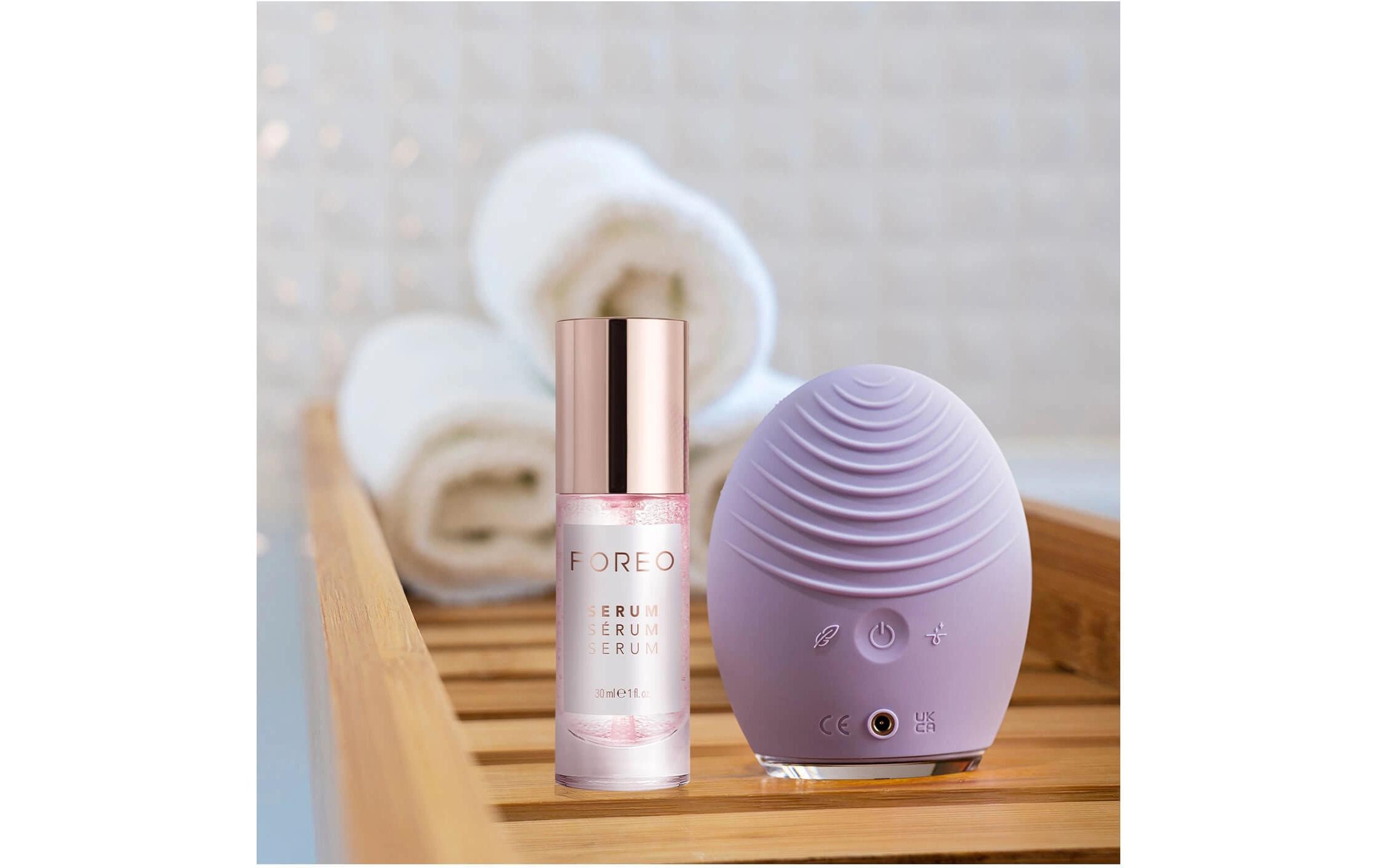 FOREO Elektrische Gesichtsreinigungsbürste »LUNA™ 4 sensitive skin«