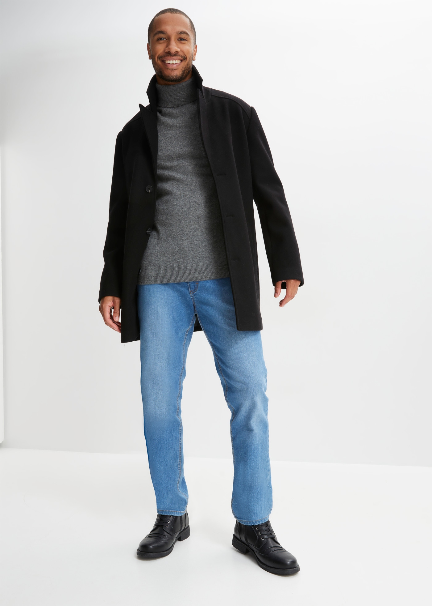 bonprix Manteau court style caban, avec une part de laine, coupe régulière