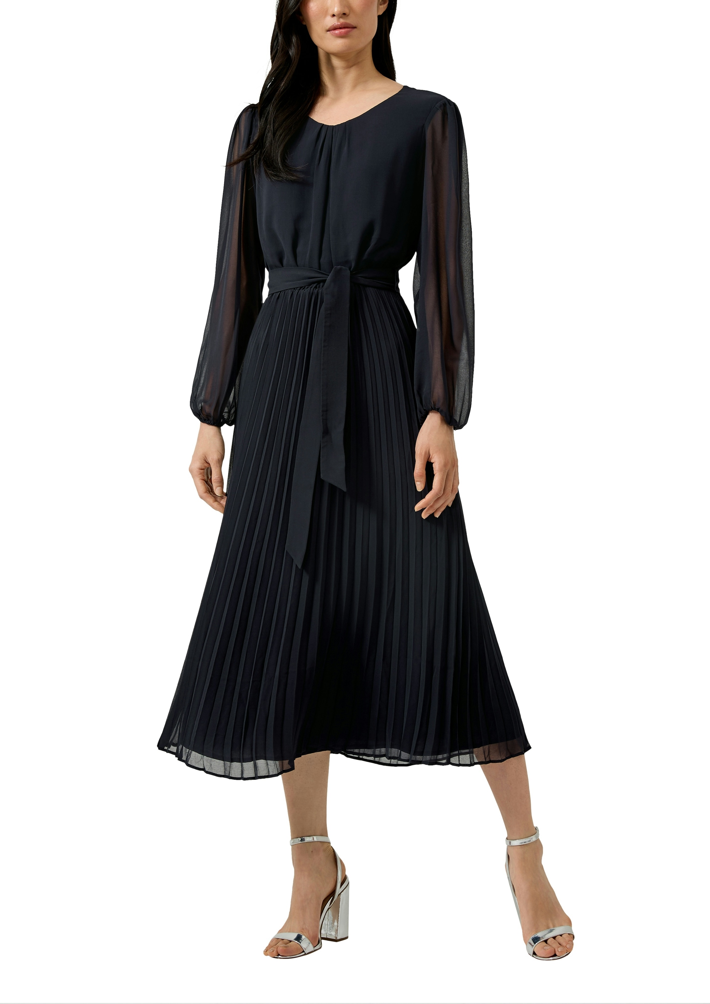 s.Oliver BLACK LABEL Robe en maille Sans poche avec ceinture latérale à nouer