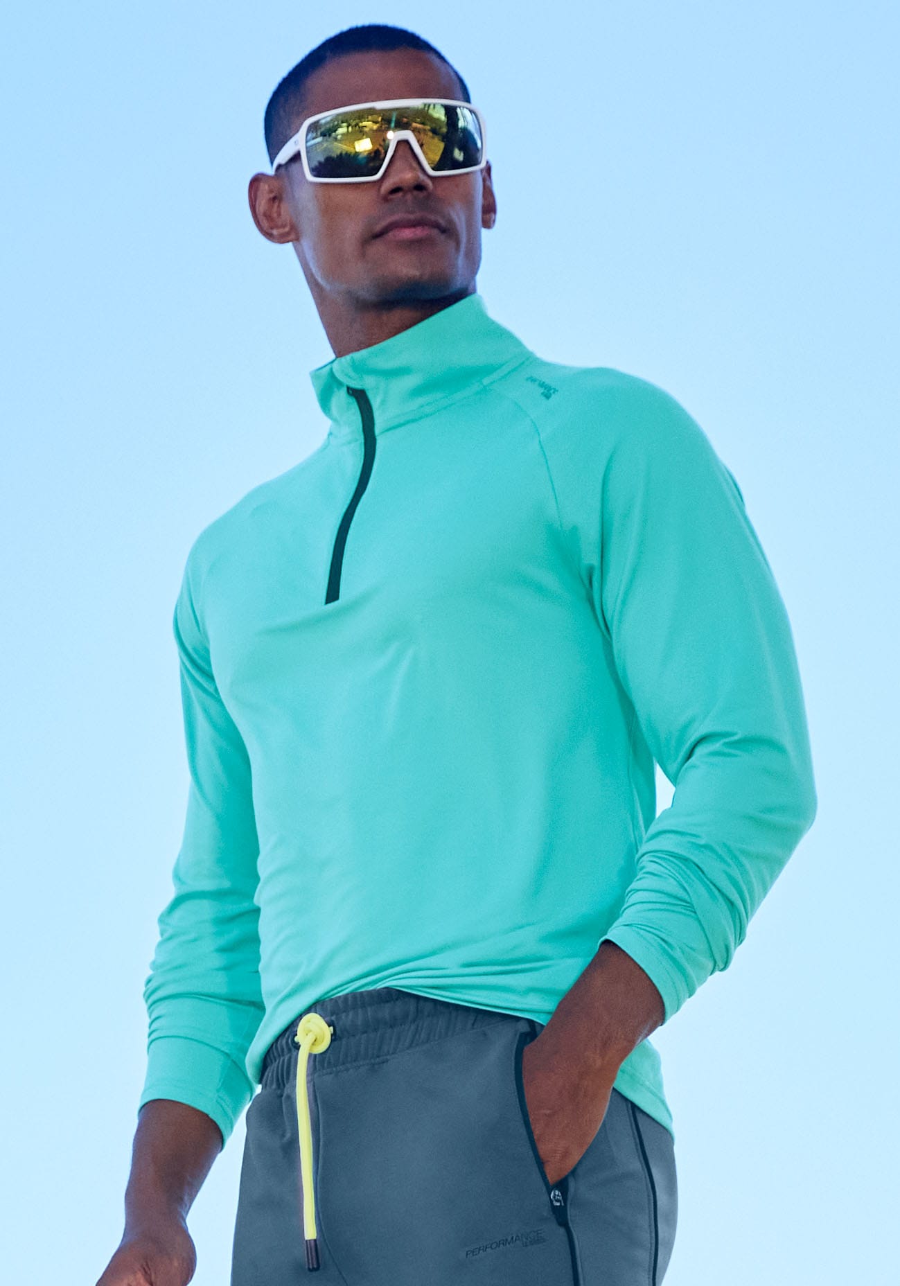 AUTHENTIC LE JOGGER Funktionsshirt mit Stehkragen und Reissverschluss