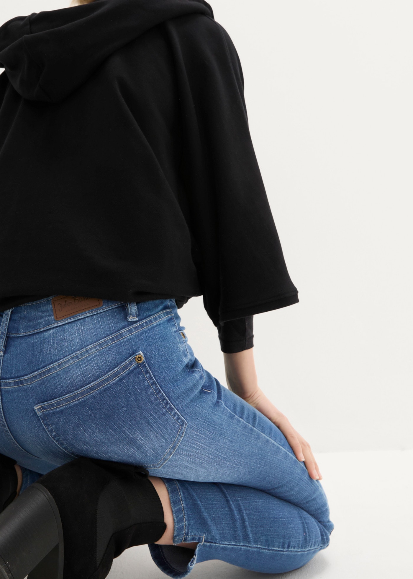 bonprix 7/8-Jeans mit Used-Effekt, schmale Passform, 7/8-Länge, aus Stretch-Material