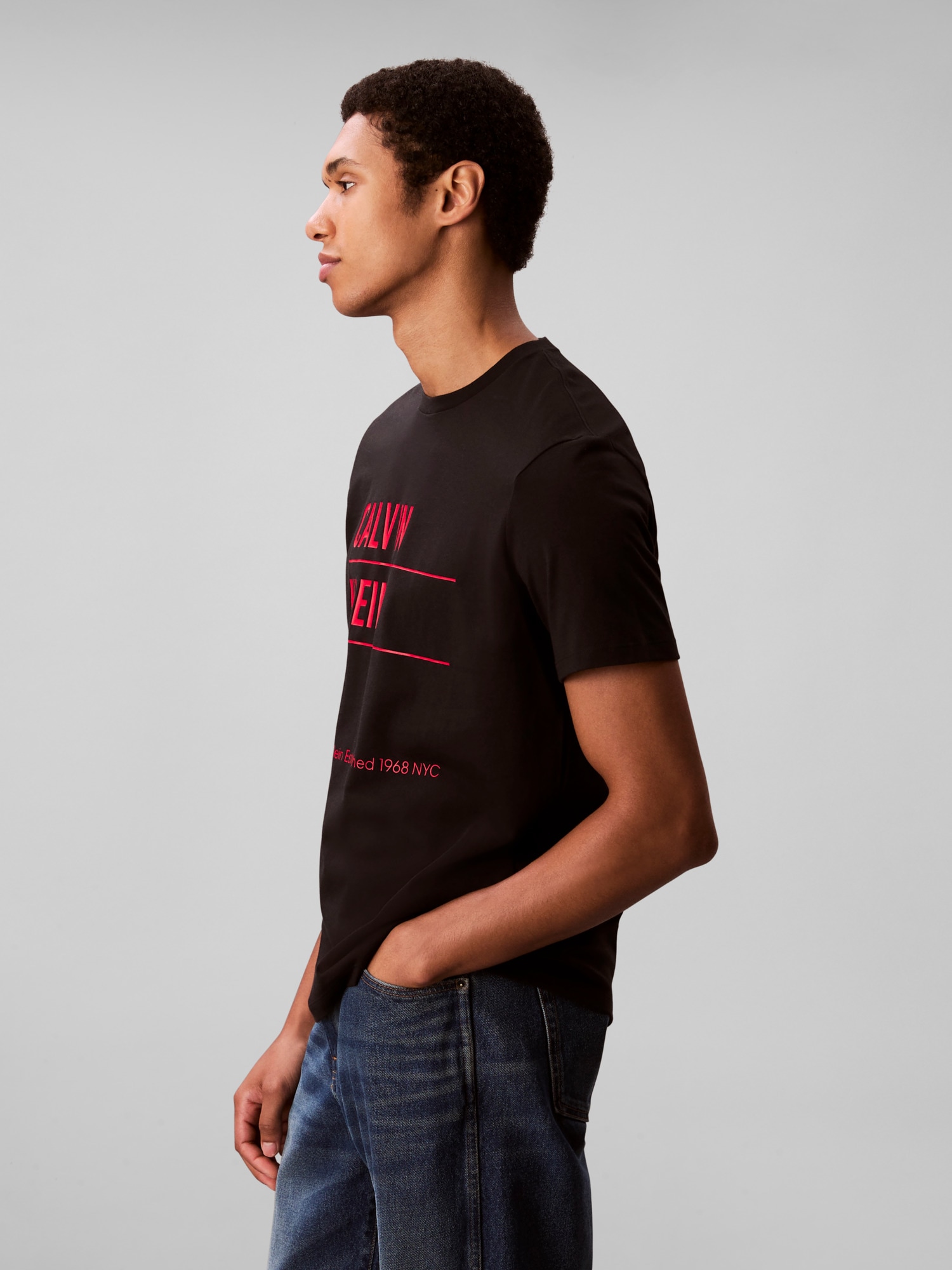 Calvin Klein Jeans T-Shirt »SS 30S EU CALVIN KLEIN NY GRAPHI« Mit Rundhalsausschnitt, regular fit