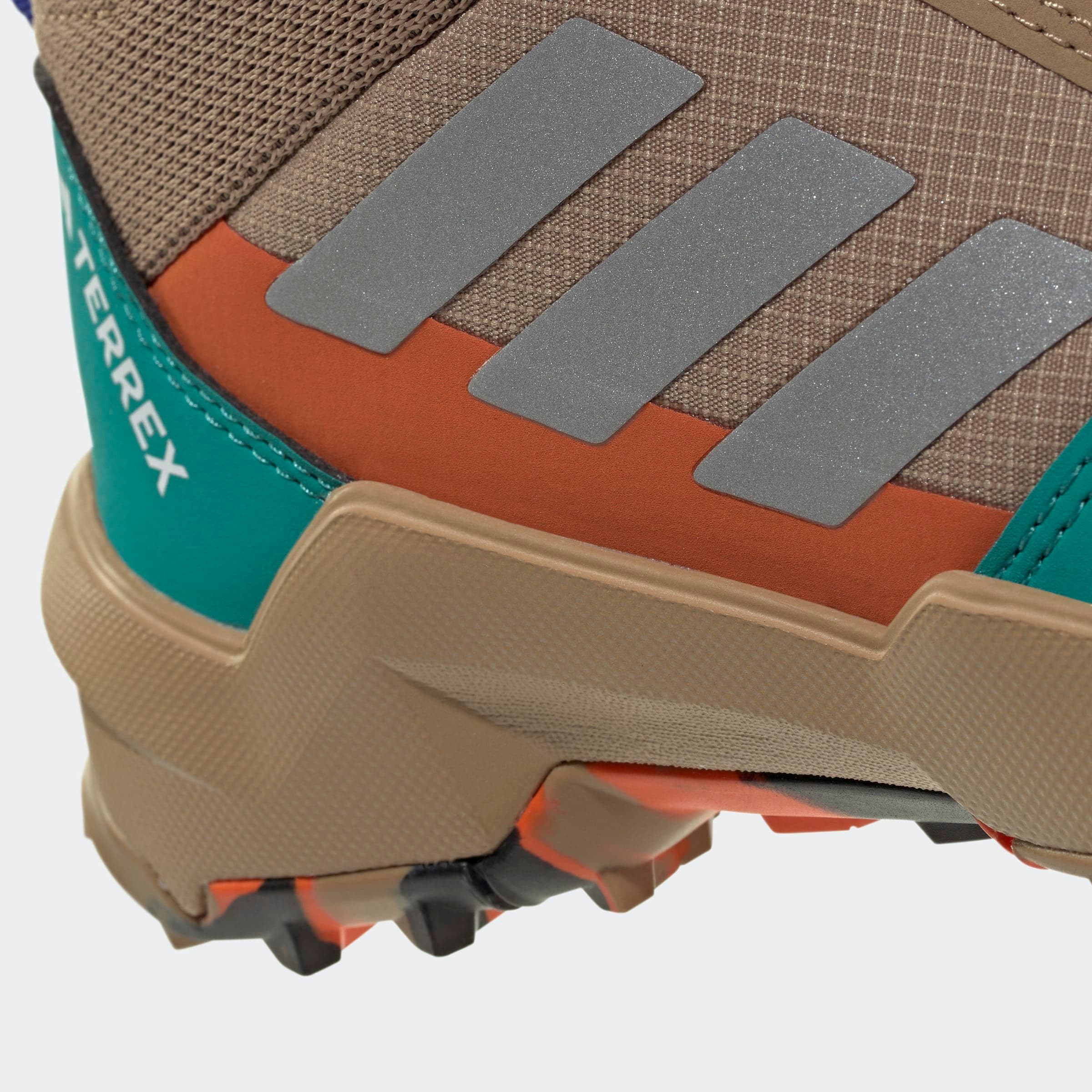 adidas TERREX Chaussure de randonnée »TERREX AX4R MID«