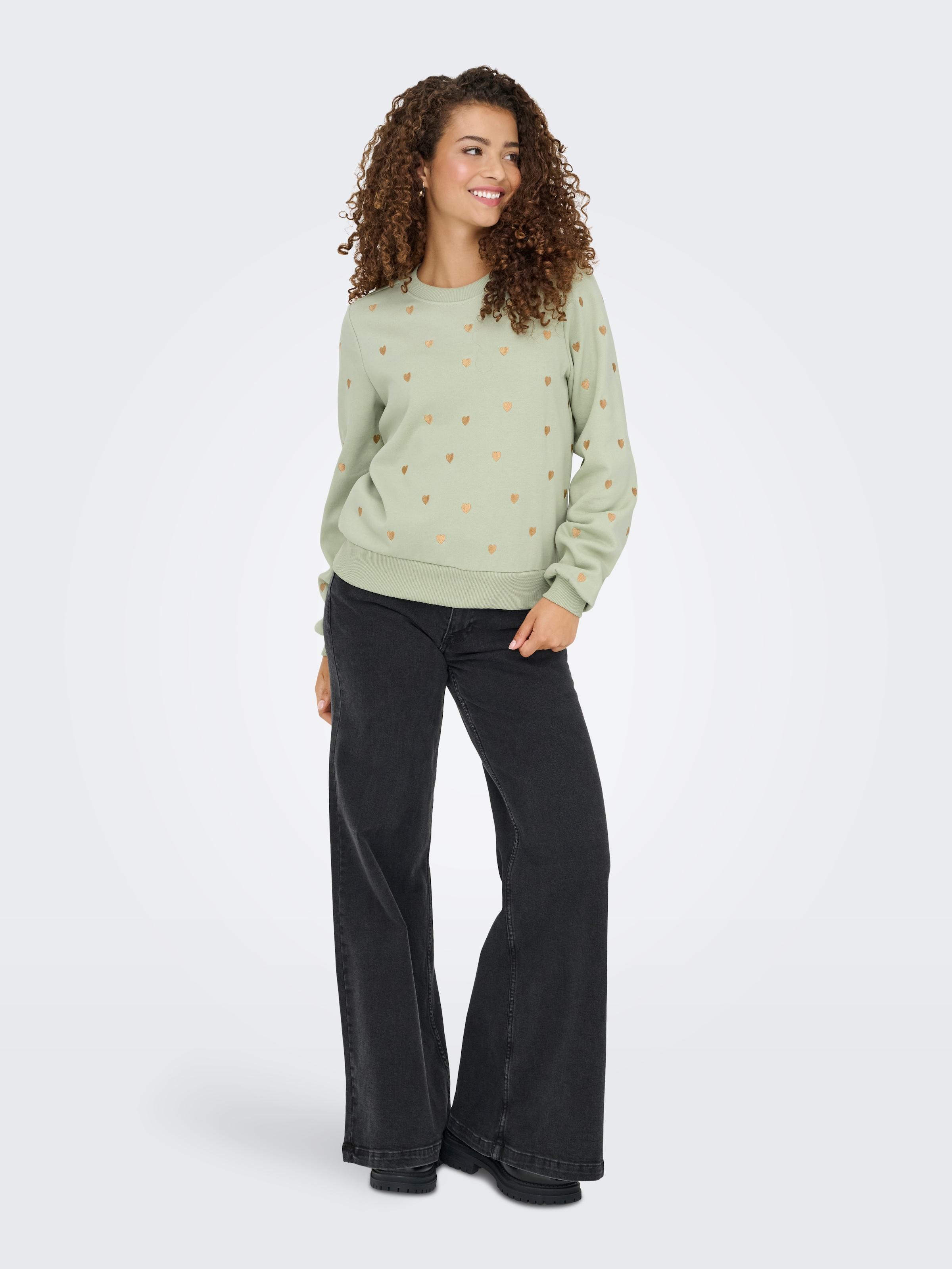 ONLY Sweatshirt »ONLATIKA L/S O-NECK GLITTER EMB. BOX SWT«
