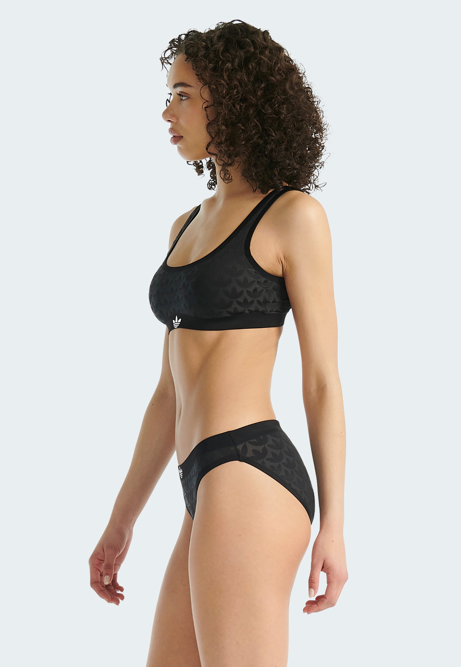 adidas Originals Brassière »Microterrot Monogram« elastischer Bund, Allover-Logo, weich, breite Träger