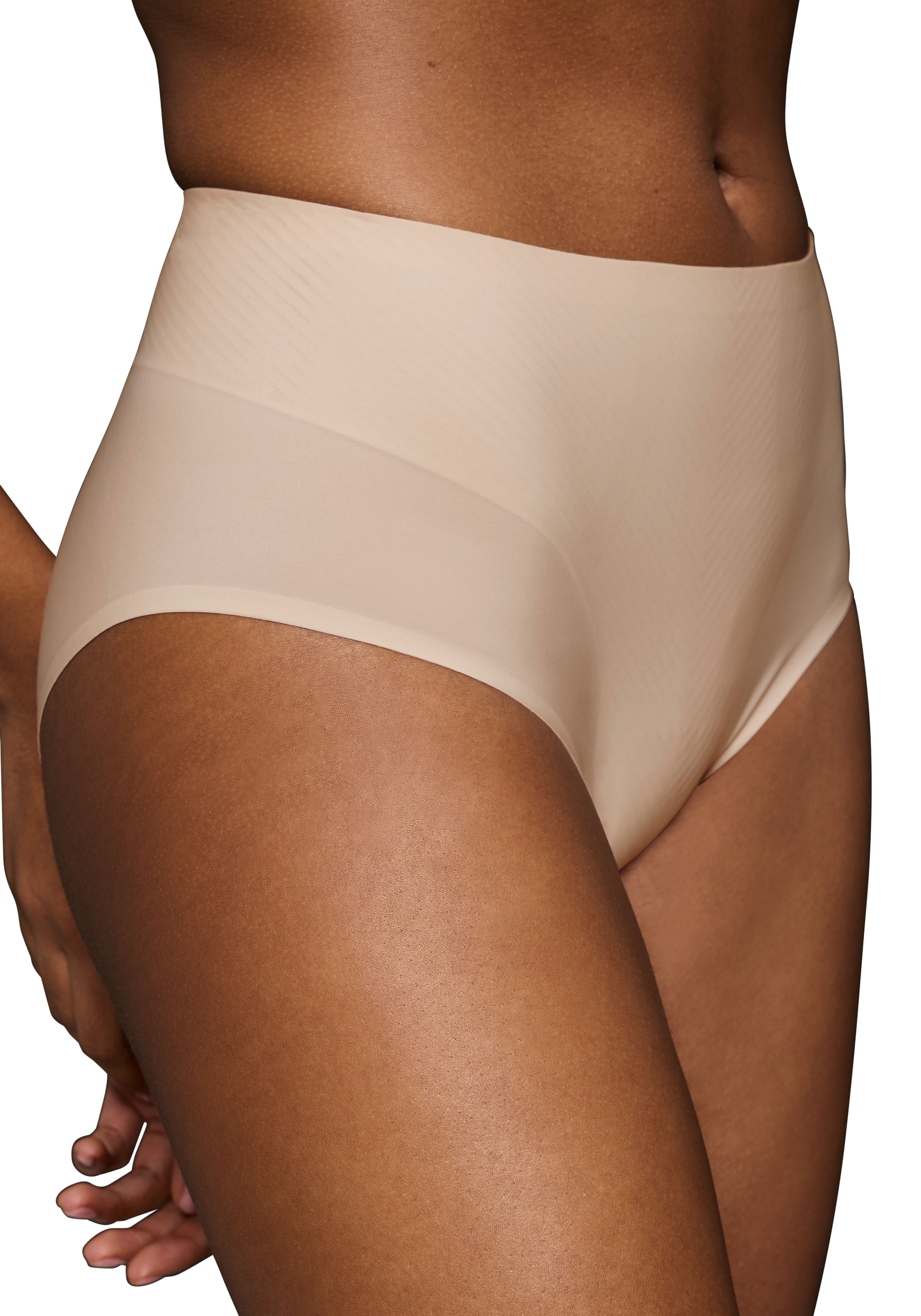 Triumph Slip gainant »BMU Illusion Curve« weich, nahtlos, mittlerer Shape-Effekt, formend