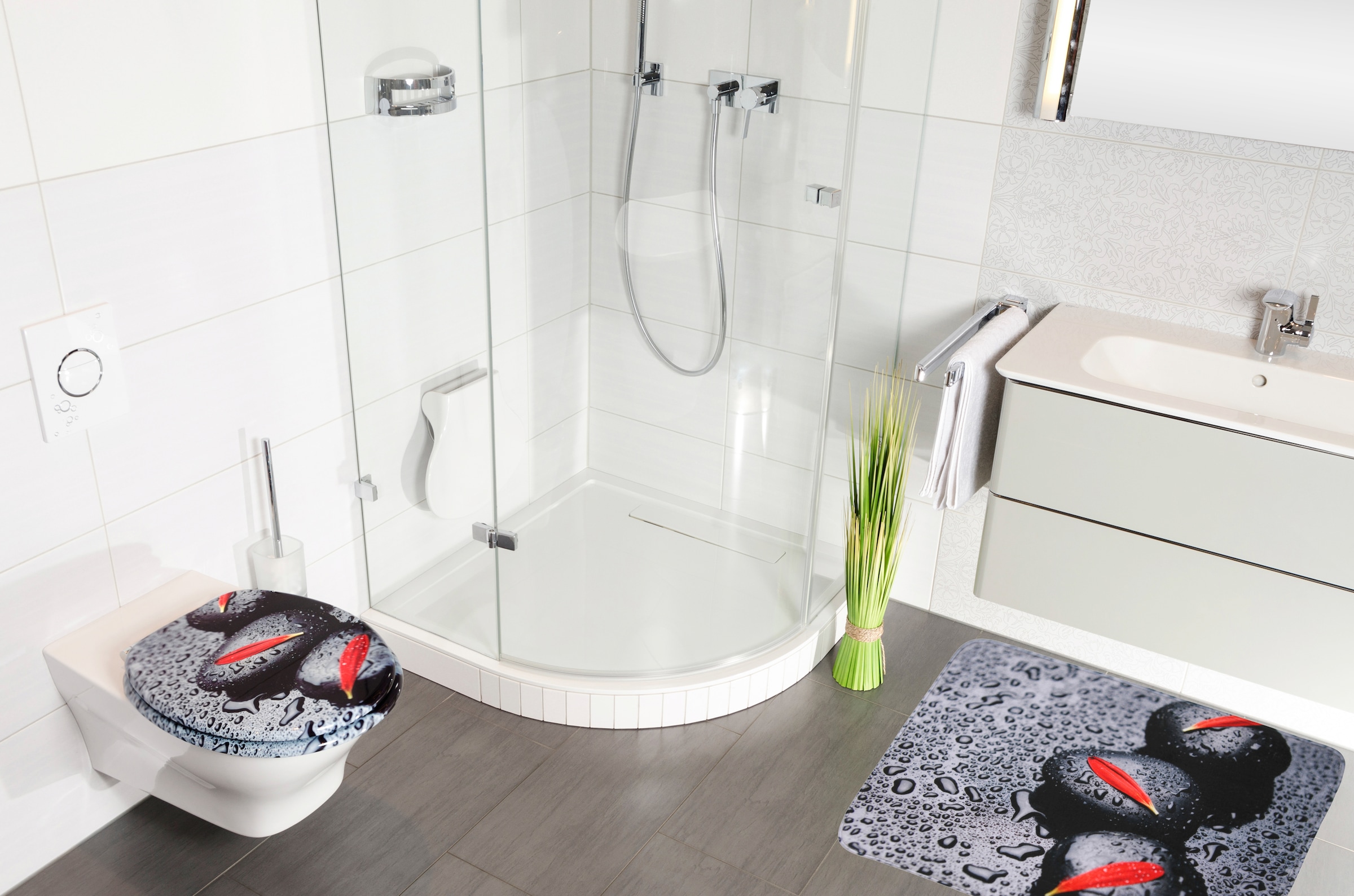 Sanilo Set d'accessoires de salle de bain »Elegance« bestehend aus WC-Sitz, Badteppich und Waschbeckenstöpsel