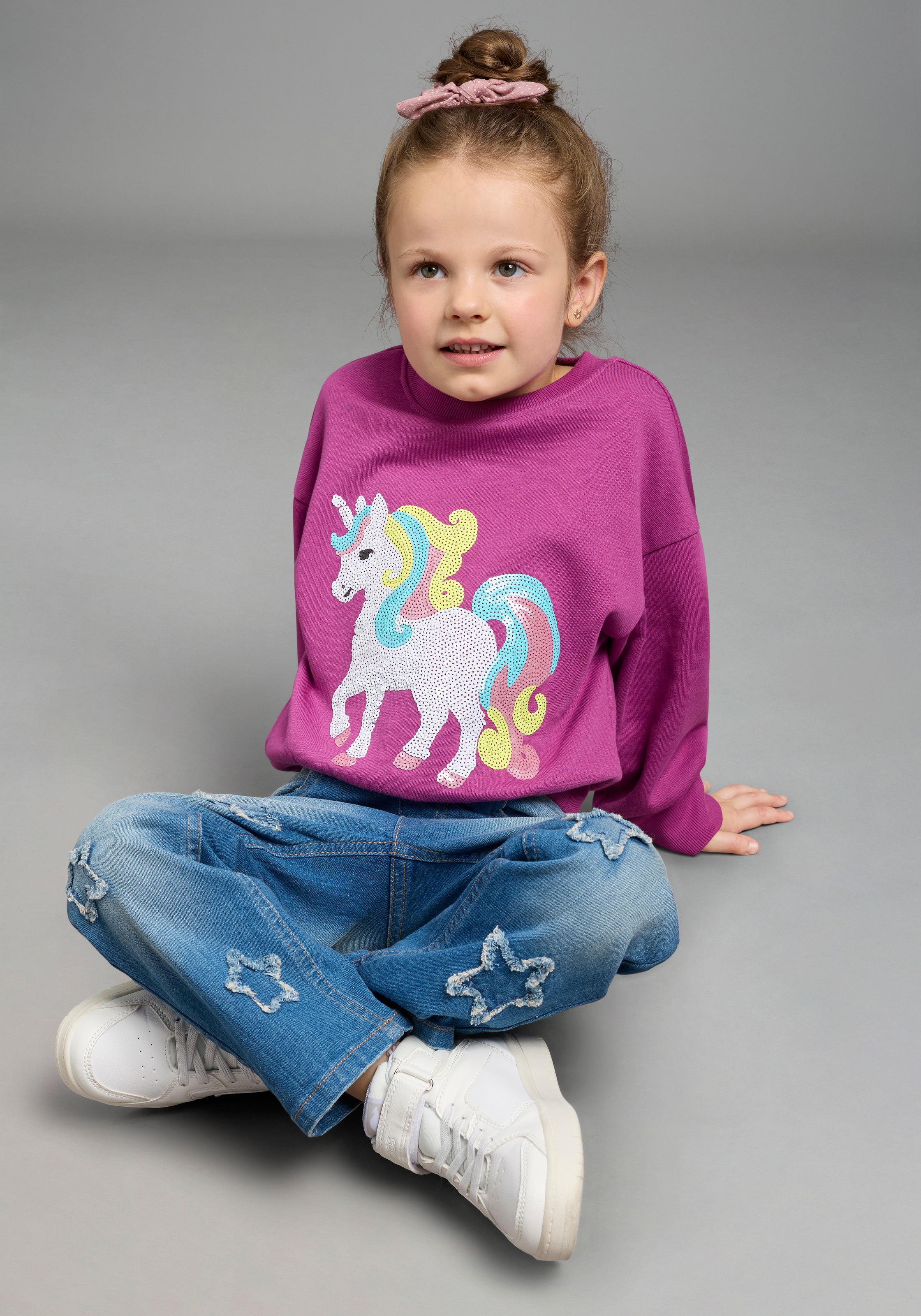 KIDSWORLD Sweat-shirt »Einhorn-Applikation für kleine Mädchen«, sweat-shirt avec applications de paillettes scintillantes
