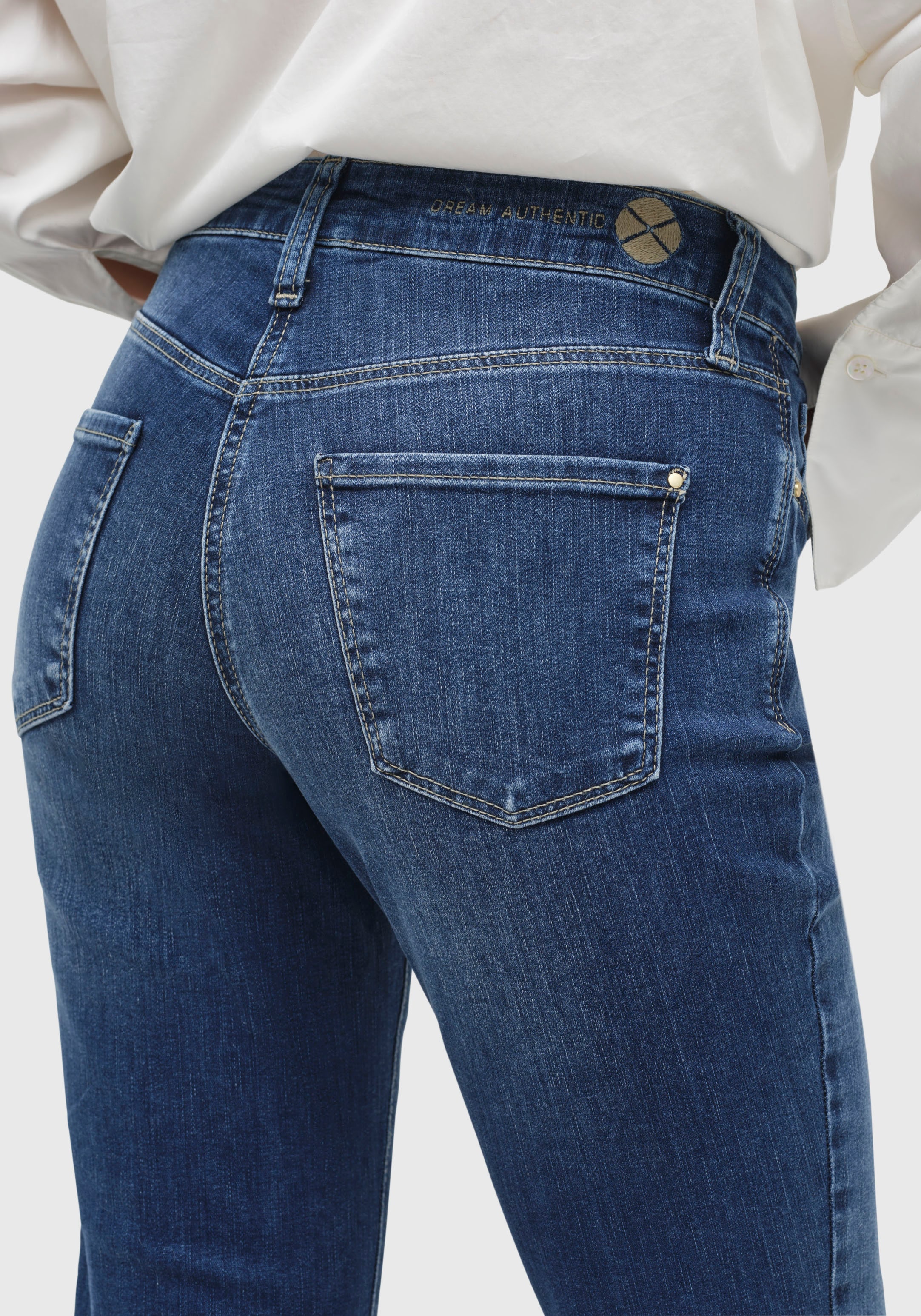 MAC Jeans 3/4 »Dream Kick« Saum modisch verkürzt und leicht ausgestellt