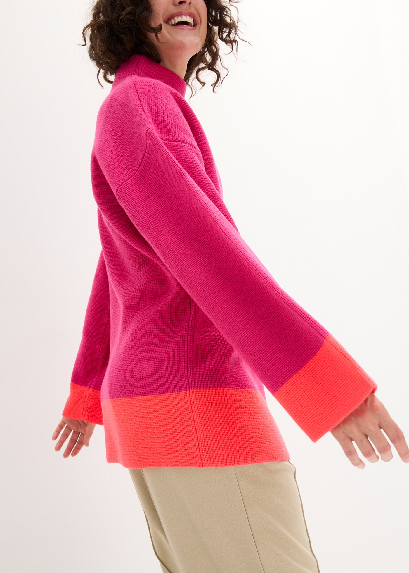 bonprix Pull en tricot »Pullover« aus Polyacryl, mit Stehkragen, Oversize Passform