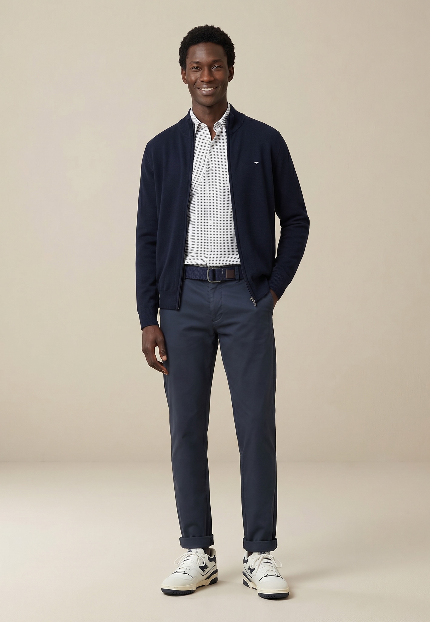 FYNCH-HATTON Veste en tricot bequeme Passform, mit Stehkragen, mit Eingrifftaschen