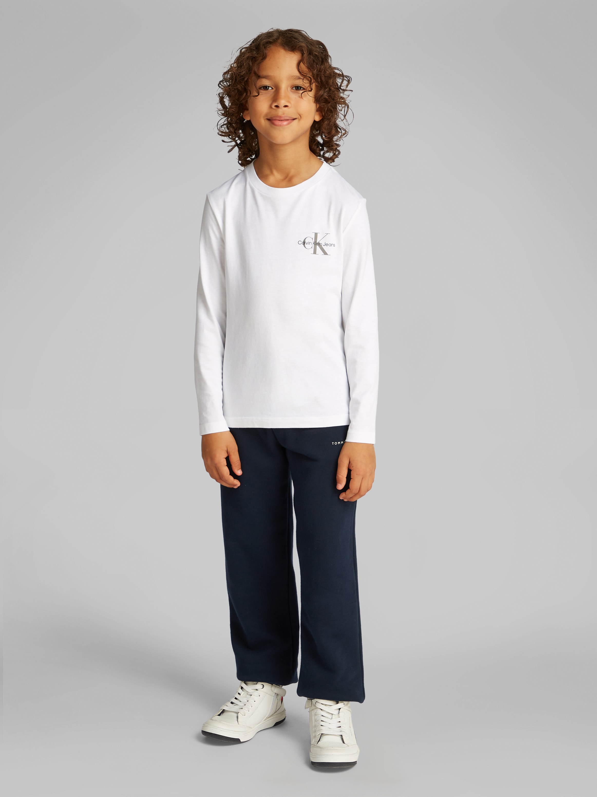 Calvin Klein Jeans Langarmshirt »Chest Monologo Ls T-Shirt« für Kinder bis 16 Jahre und mit Logoschriftzug