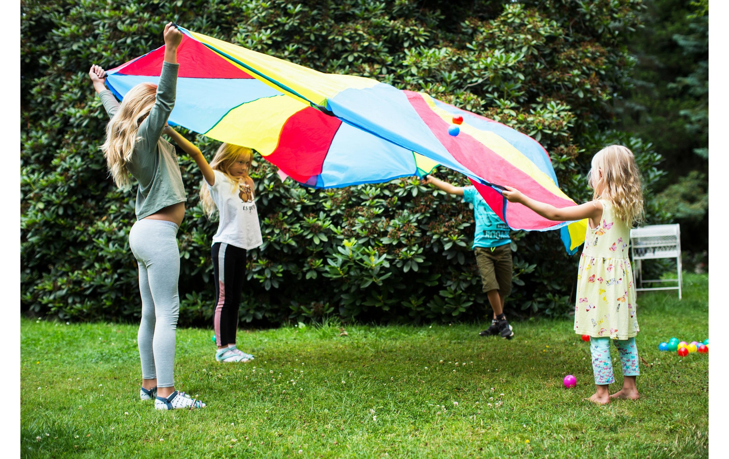 Knorrtoys® Spiel »Up and down/inkl. 25 balls«