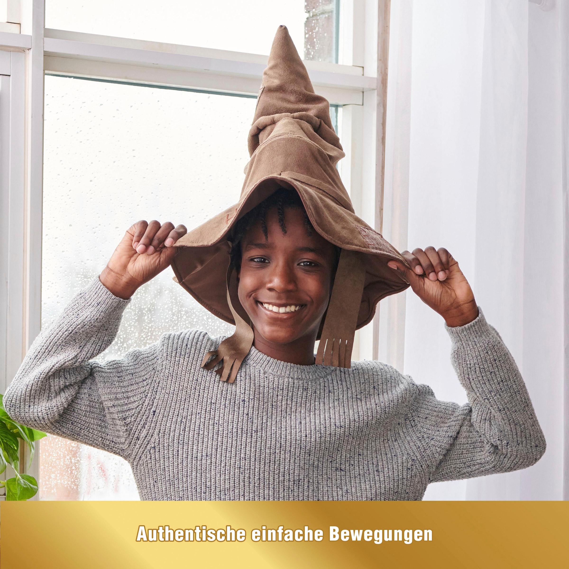 Spin Master Spielfigur »Wizarding World - Sprechender Hut (zweisprachig DE+IT)« mit Geräuschen und Bewegungen