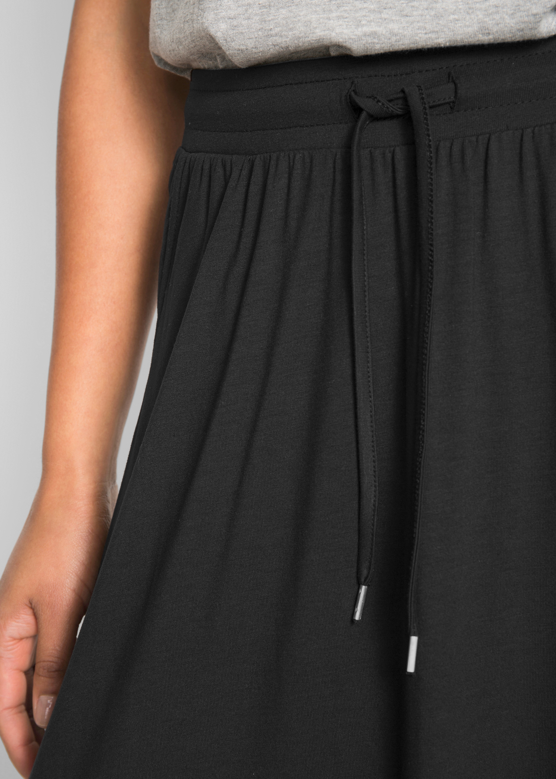 bonprix Jerseyrock »Jersey Rock aus Viskose-Mix« aus Viskosemischung, lockere Passform, unifarbene Optik