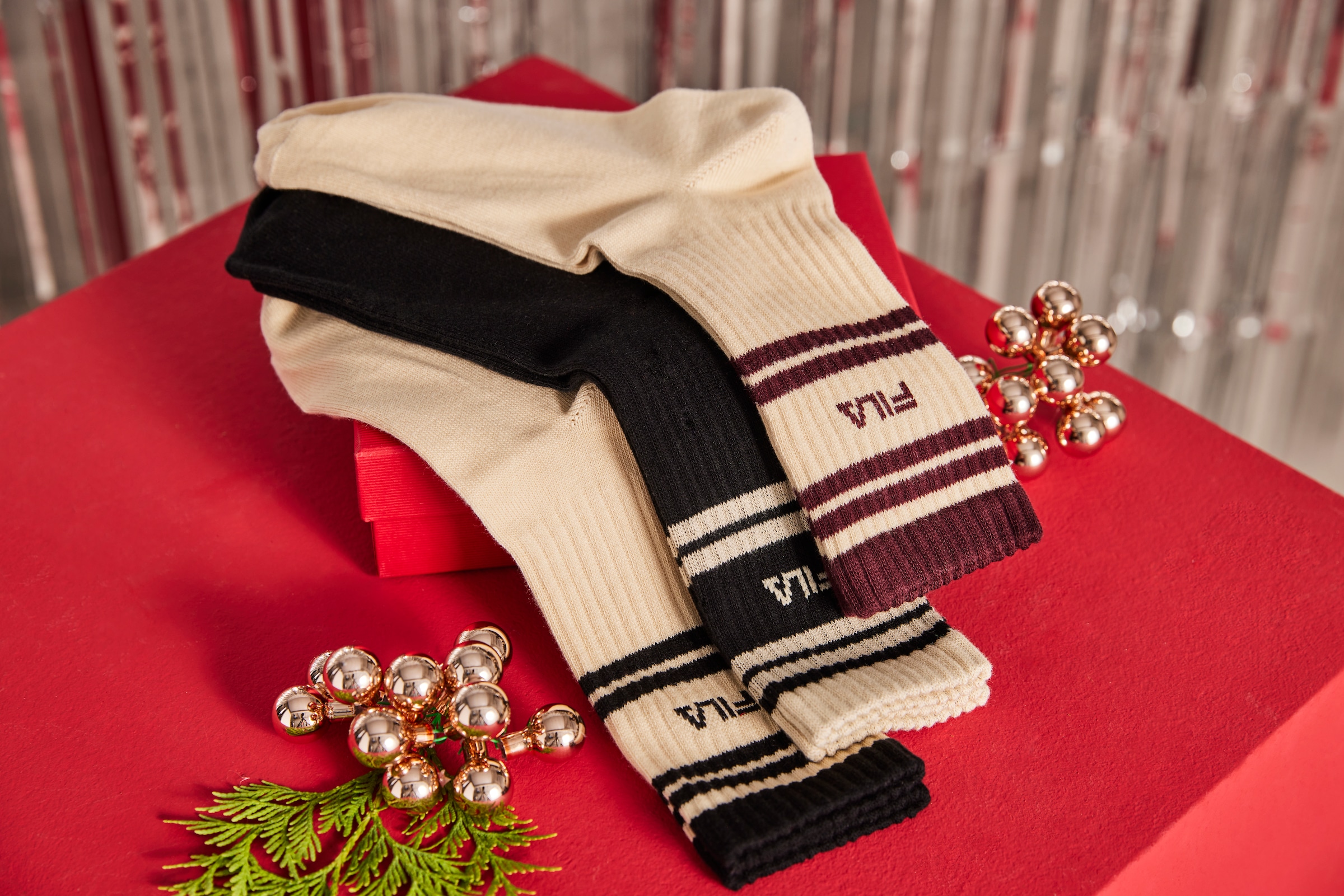 Fila Chaussettes de tennis »MAN LIFESTYLE NORMAL PLAIN SOCKS« 6 Couple tlg. sportliches Design mit Logodetail