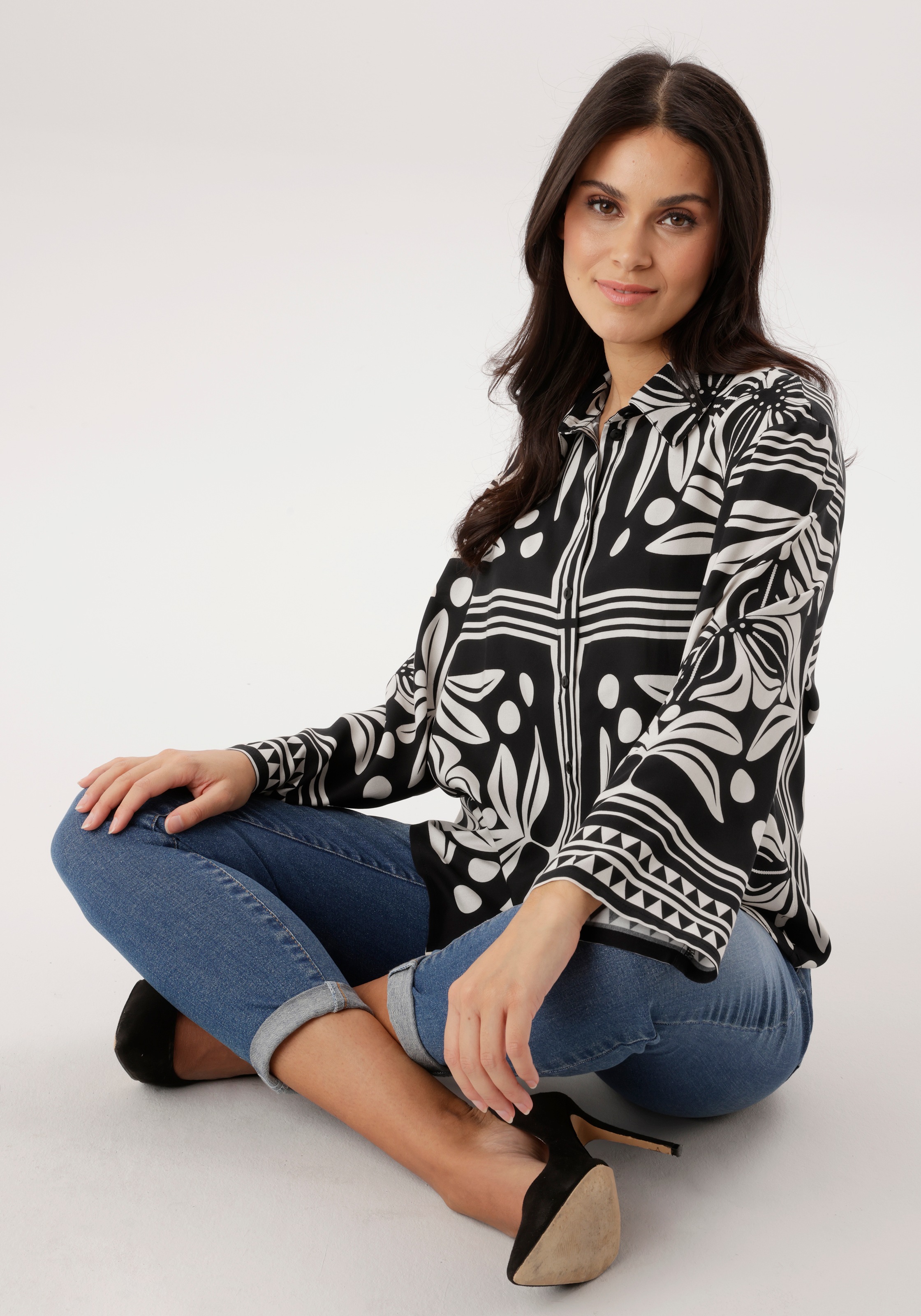 Aniston SELECTED Hemdbluse mit geometrischen Blumen-und Punktemuster- NEUE KOLLEKTION