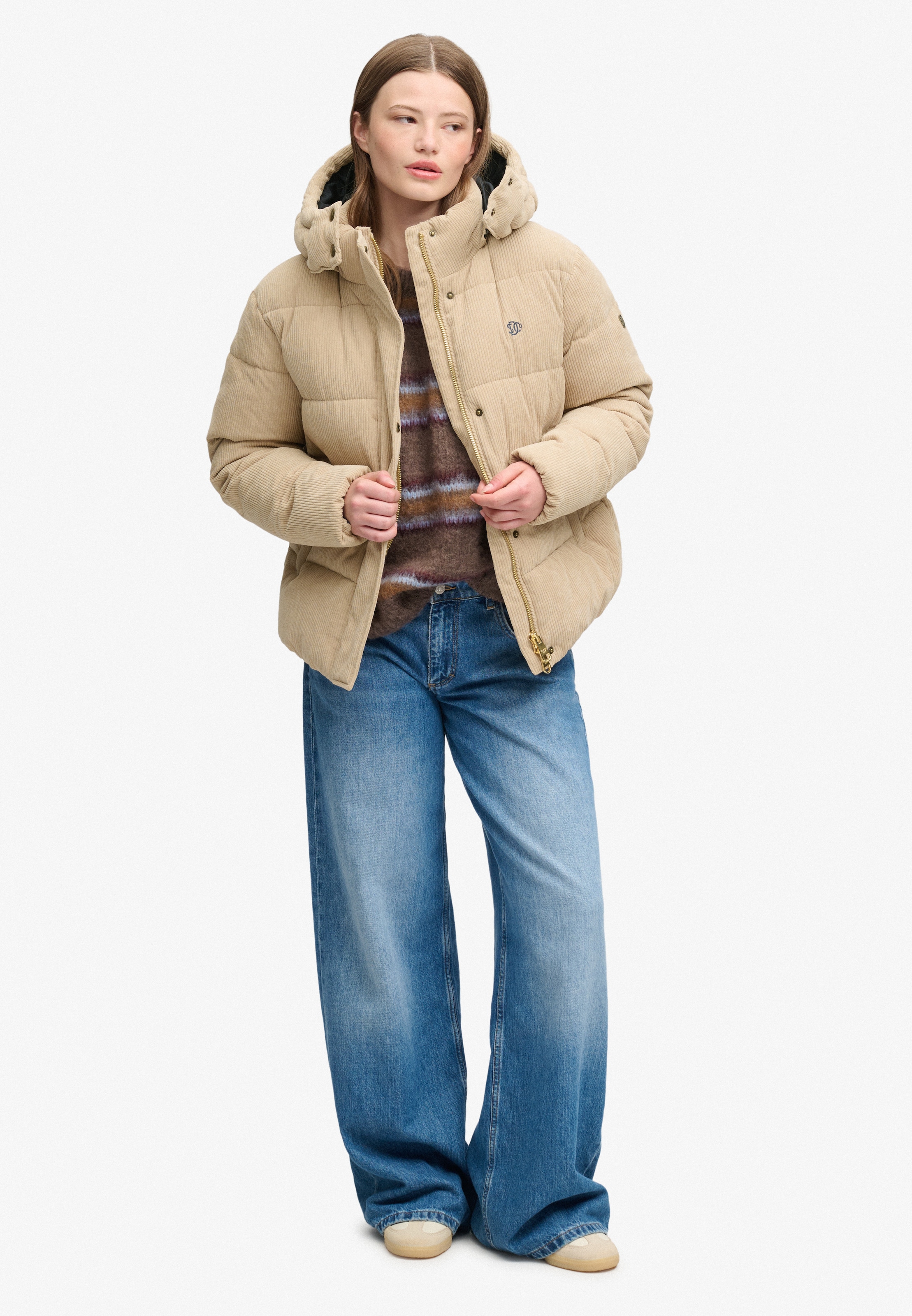 Superdry Veste matelassée »PREMIUM HOOD CORD PUFFER JKT« Kunstfaser, relaxed fit, aus Cord