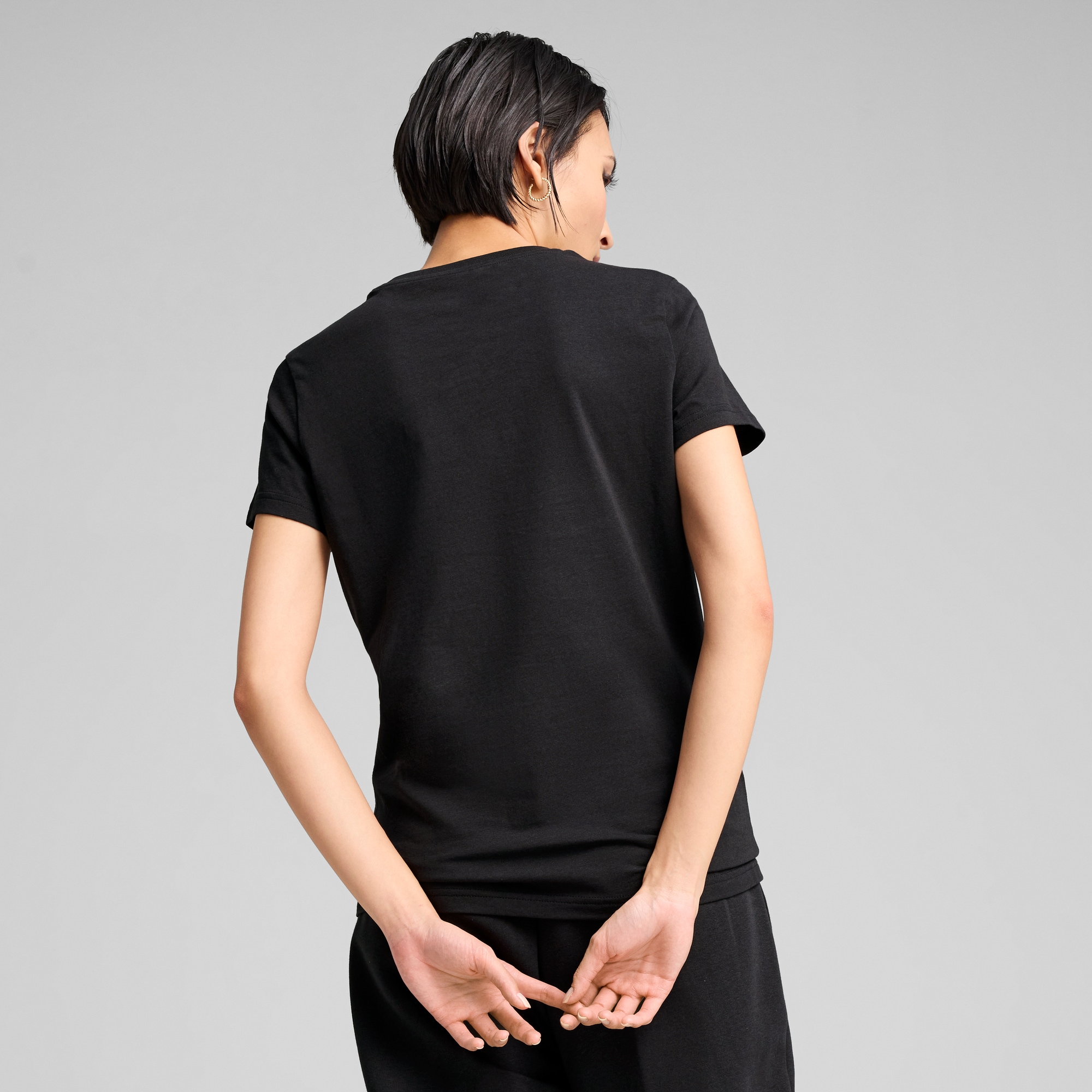 PUMA T-Shirt »ESS NO 1 LOGO METALLIC TEE« Kurzarm, mit Rundhalsausschnitt