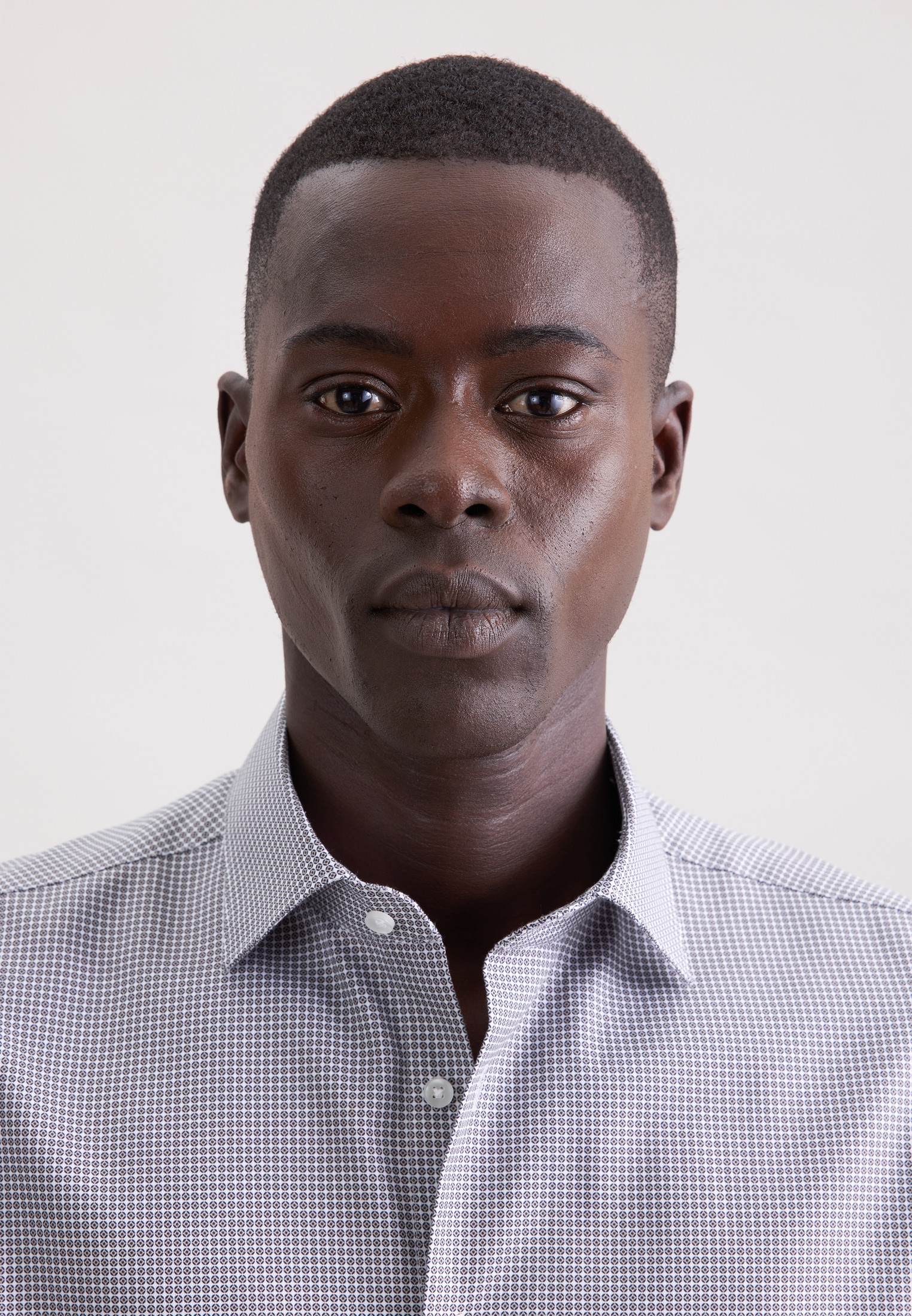 seidensticker Businesshemd »Schwarze Rose« Shaped 1/2 Kentkragen Druck