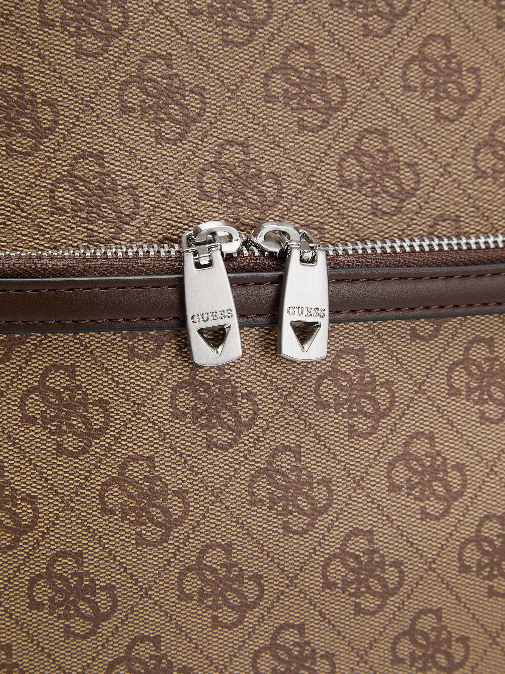 Guess Sac à dos »MILANO BACKPACK« Cityrucksack, Freizeitrucksack mit Reissverschluss-Vordertasche