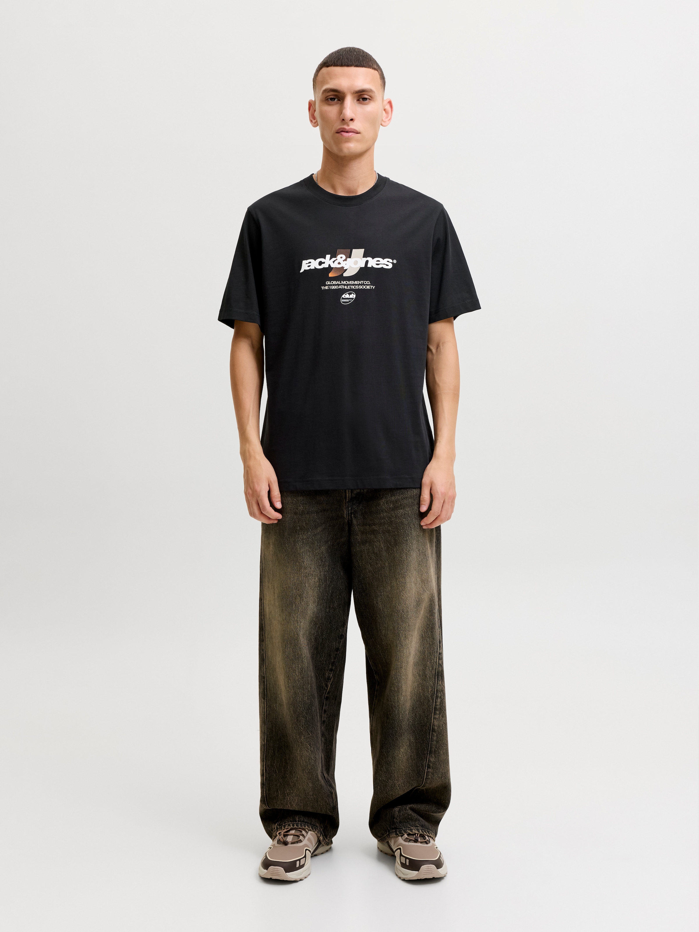 Jack & Jones Shirt à col rond »JCOCLUB GRAPHIC FRONT PRINT TEE SS CN« coton, coupe régulière