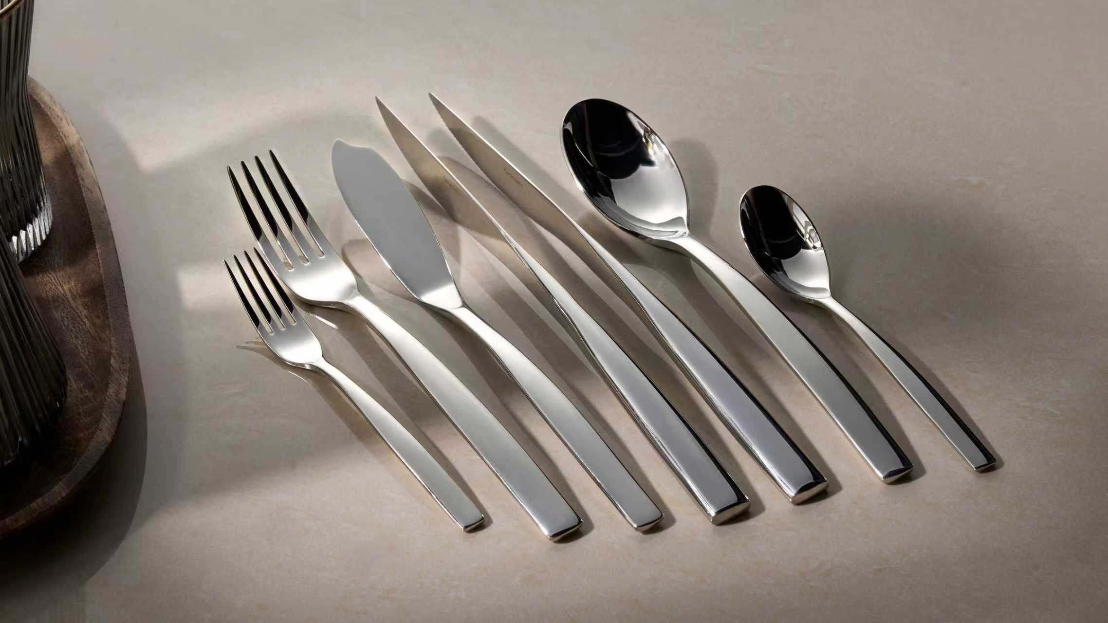 Hanseatic Set de couverts »EXCLUSIVE« stehendes Design von Ess- und Steakmessern