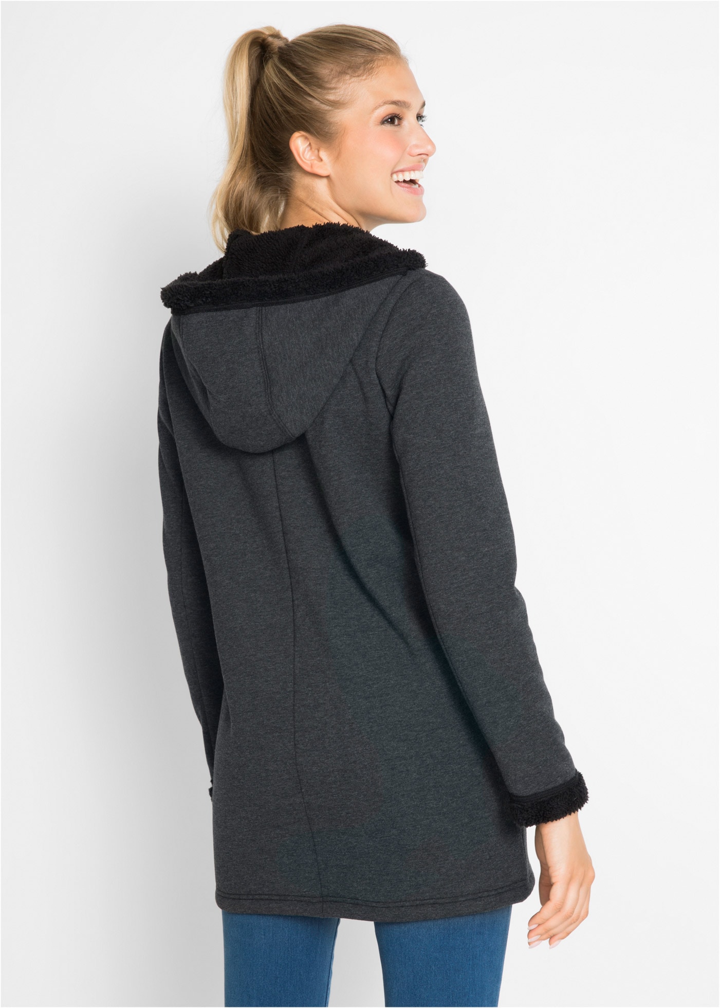 bonprix Kapuzensweatjacke »Kapuzen-Sweatjacke mit Teddyfell« mit Kapuze, mit Teddyfell-Futter, aus Polyester und Baumwolle