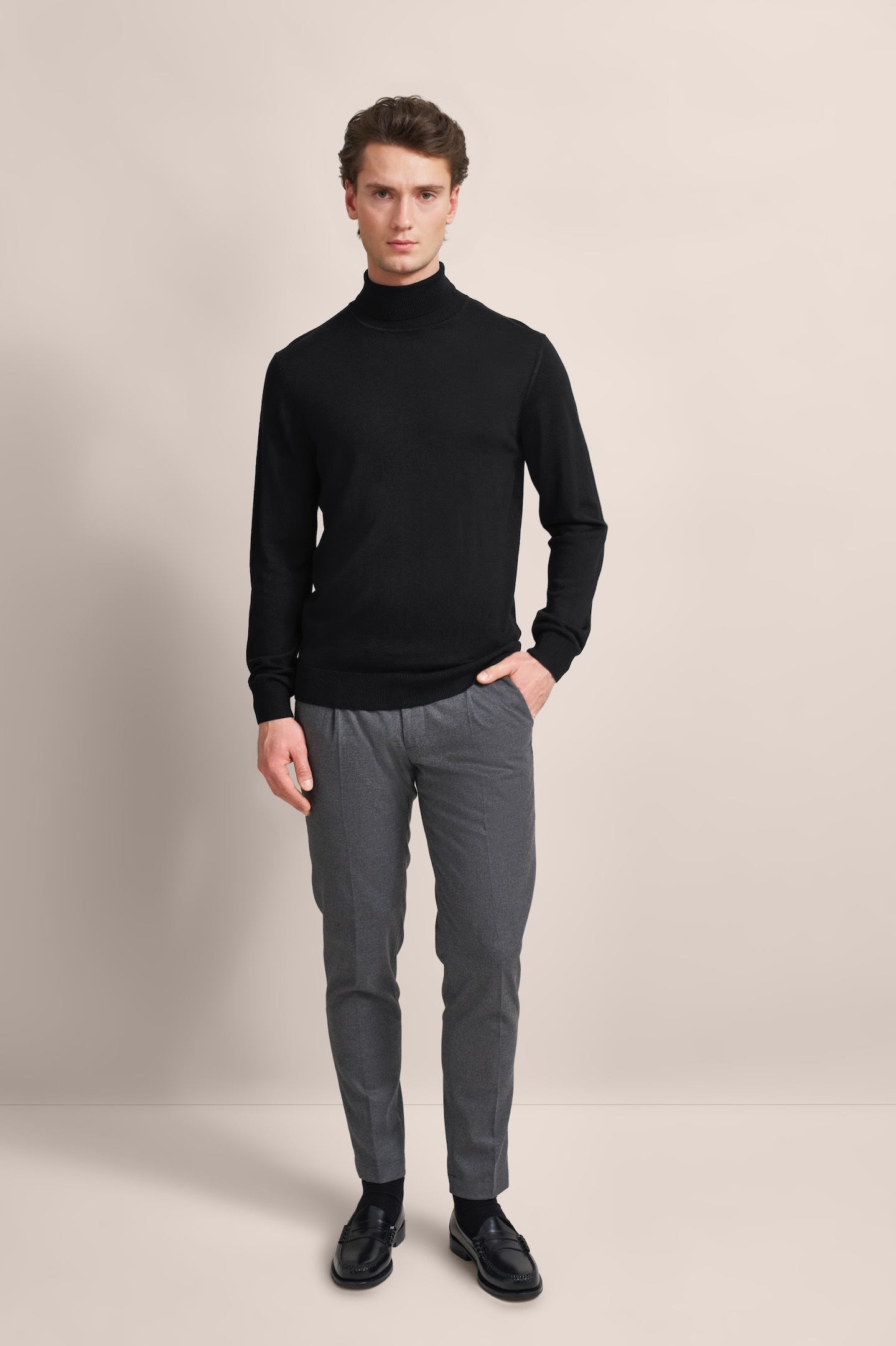 bugatti Rollkragenpullover aus 100 % Merinowolle