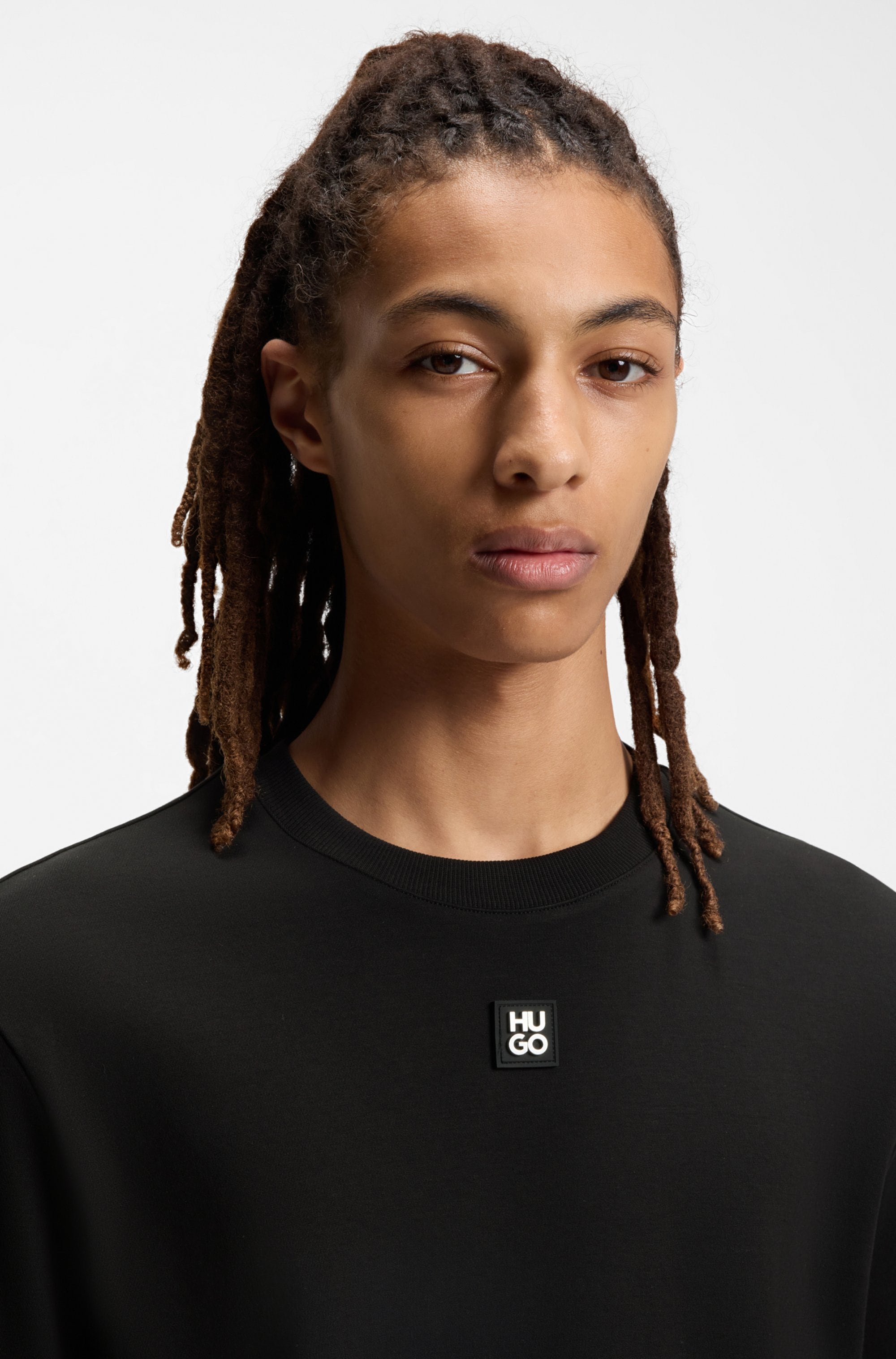 HUGO T-shirt »Dalile Metal Logo« logo empilé, col rond, coupe régulière