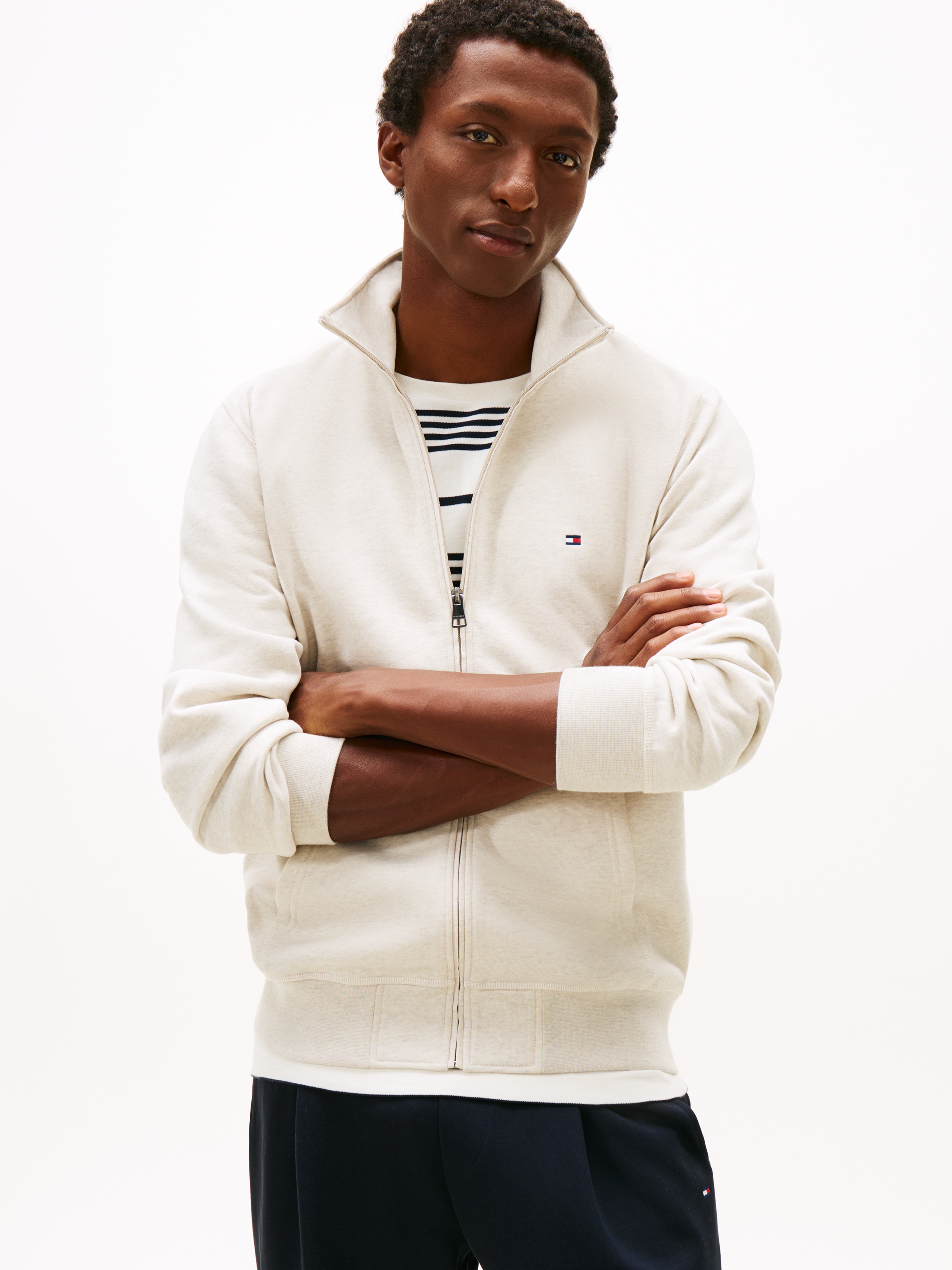 Tommy Hilfiger Veste sweat »ESSENTIAL FLEECE STAND COLLAR« mit Stehkragen, regular fit, Rippbündchen