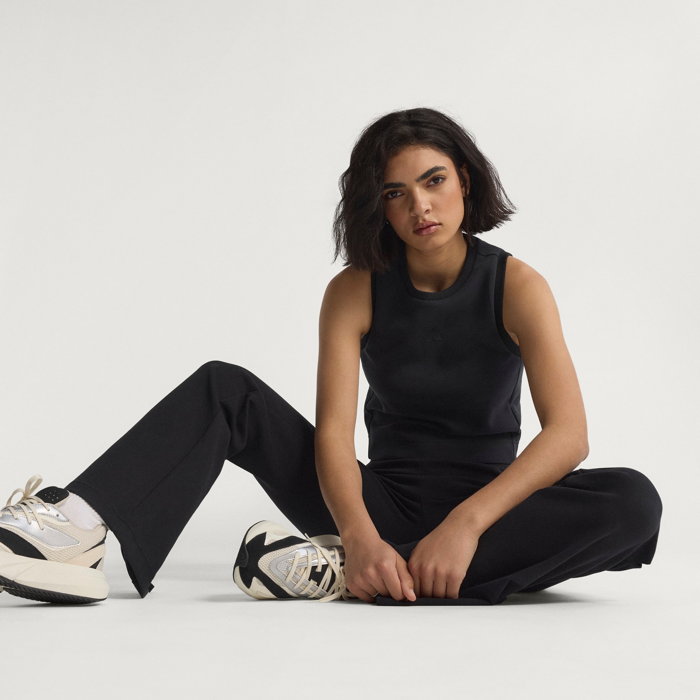 adidas Sportswear Sporthose »W ALL SZN SL FP«  schlanke Passform, mittelhoher Bund, mit Gummizug