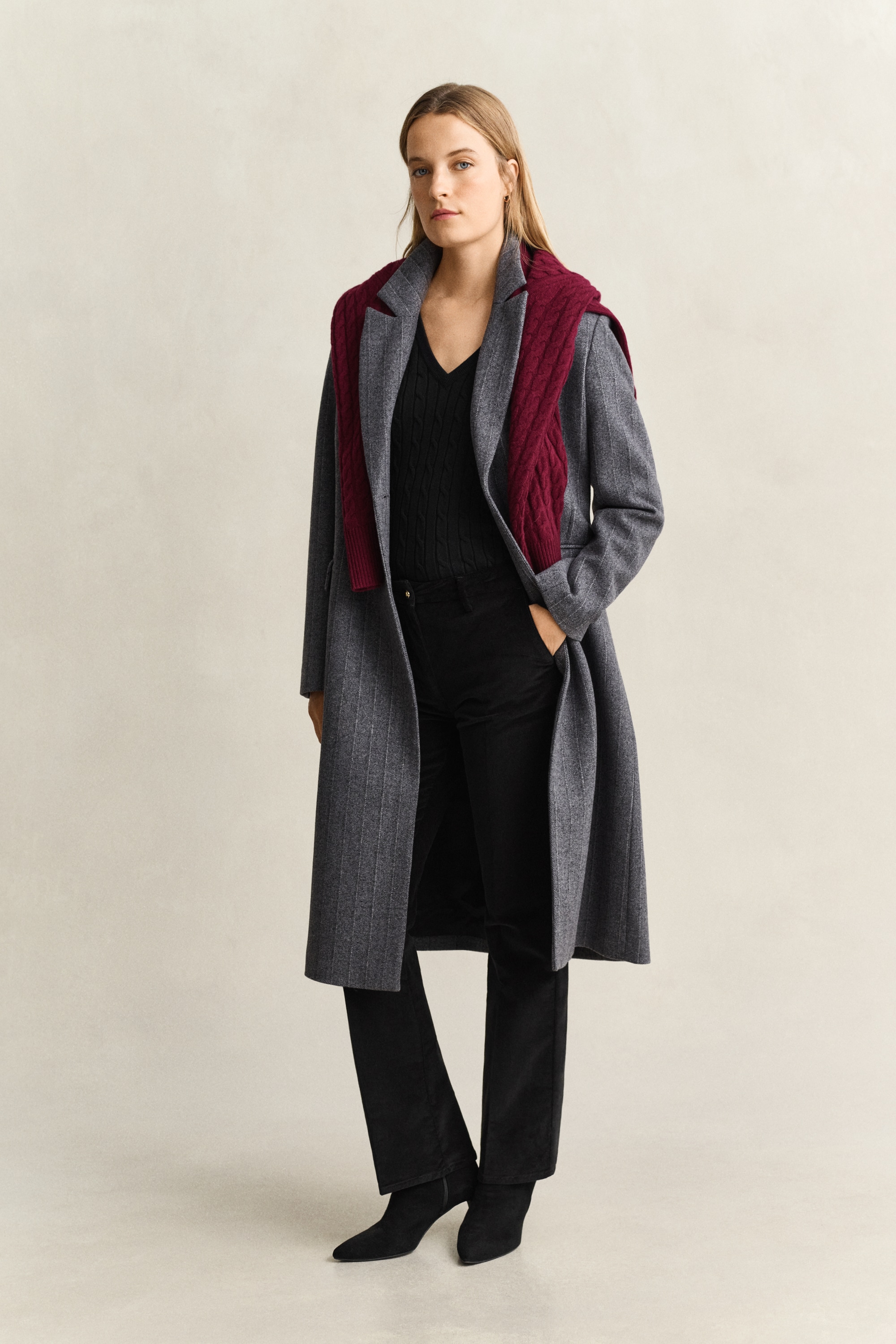 Gant Pull en tricot »STRETCH COTTON CABLE V-NECK« avec broderie du logo sur la poitrine