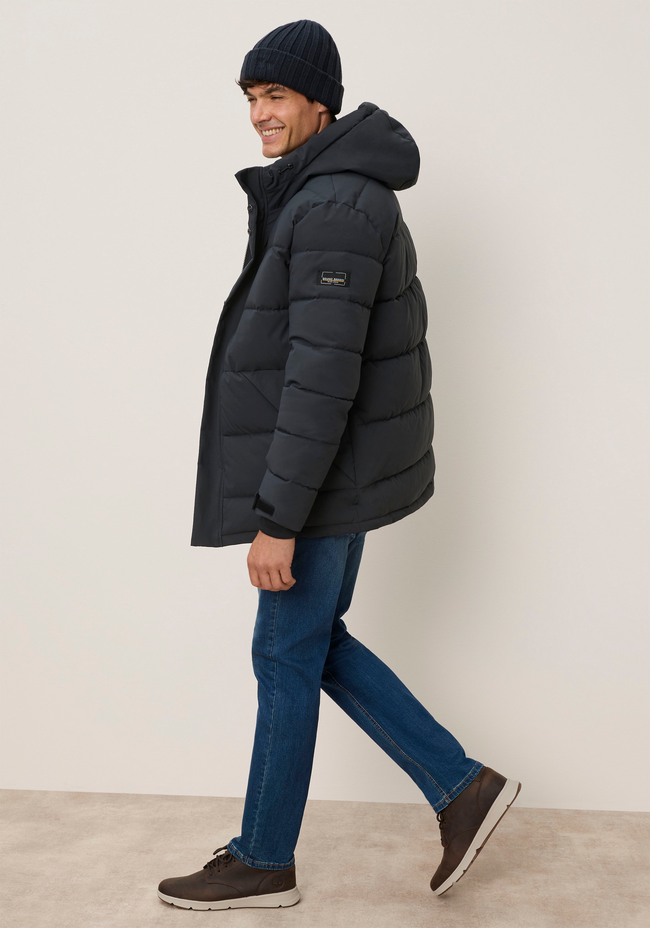 Bruno Banani Winterjacke mit Kapuze Steppjacke mit Kapuze mit Funktion