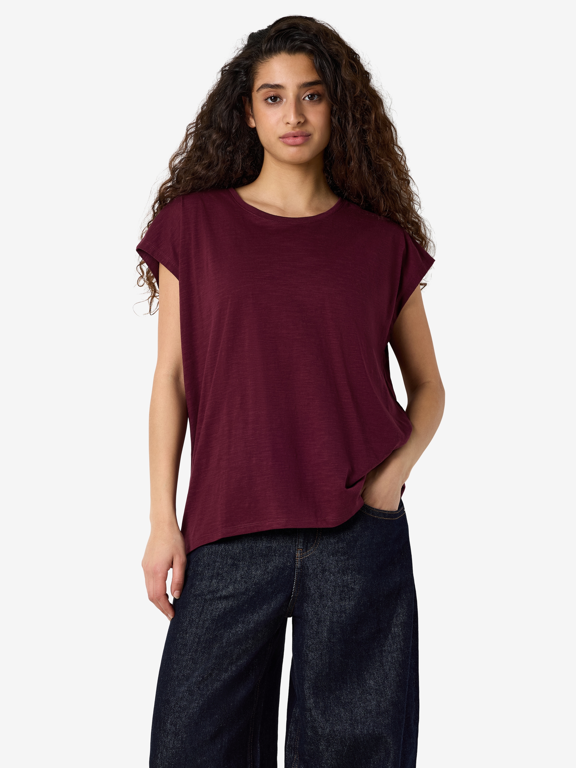 Noisy may T-shirt à manches courtes »NMMATHILDE S/S LOOSE LONG TOP NOOS« mélange coton, coupe décontractée