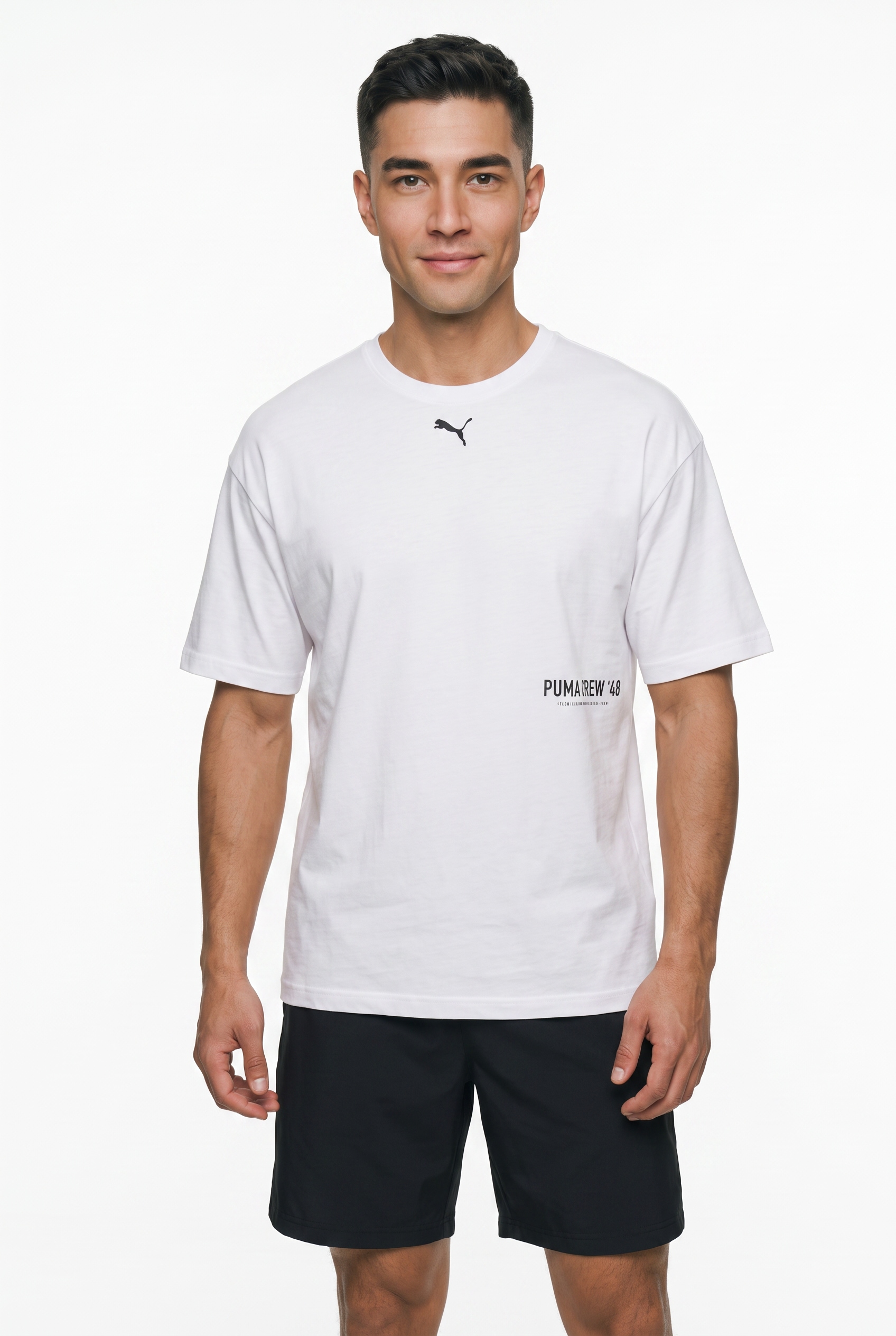 PUMA Trainingsshirt »M GRAPHIC OVERSIZE TEE« Kurzarm-Design, sportlicher Stil, atmungsaktiv, schnell trocknend