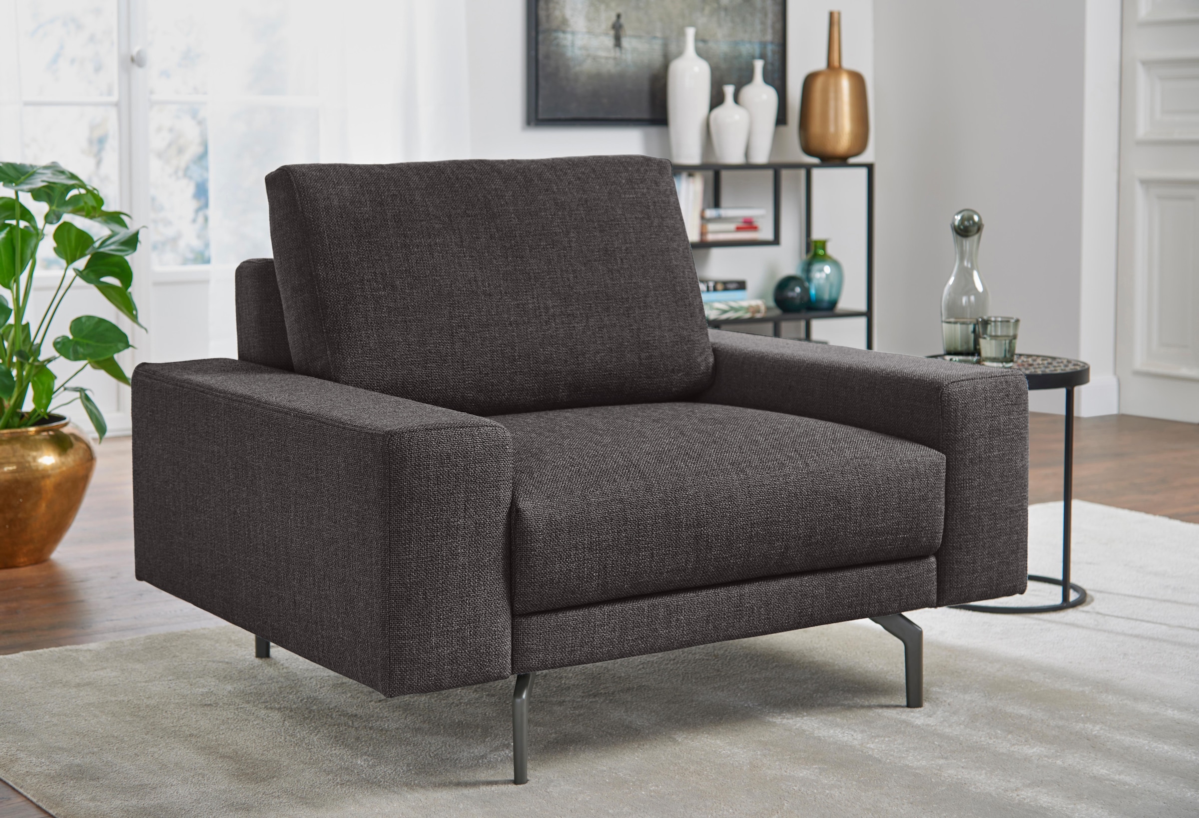Creation BY ROLF BENZ Fauteuil »CR.450, Designsessel, Loungesessel« accoudoir large et bas, pieds en aluminium coulé couleur ombre, largeur 120 cm