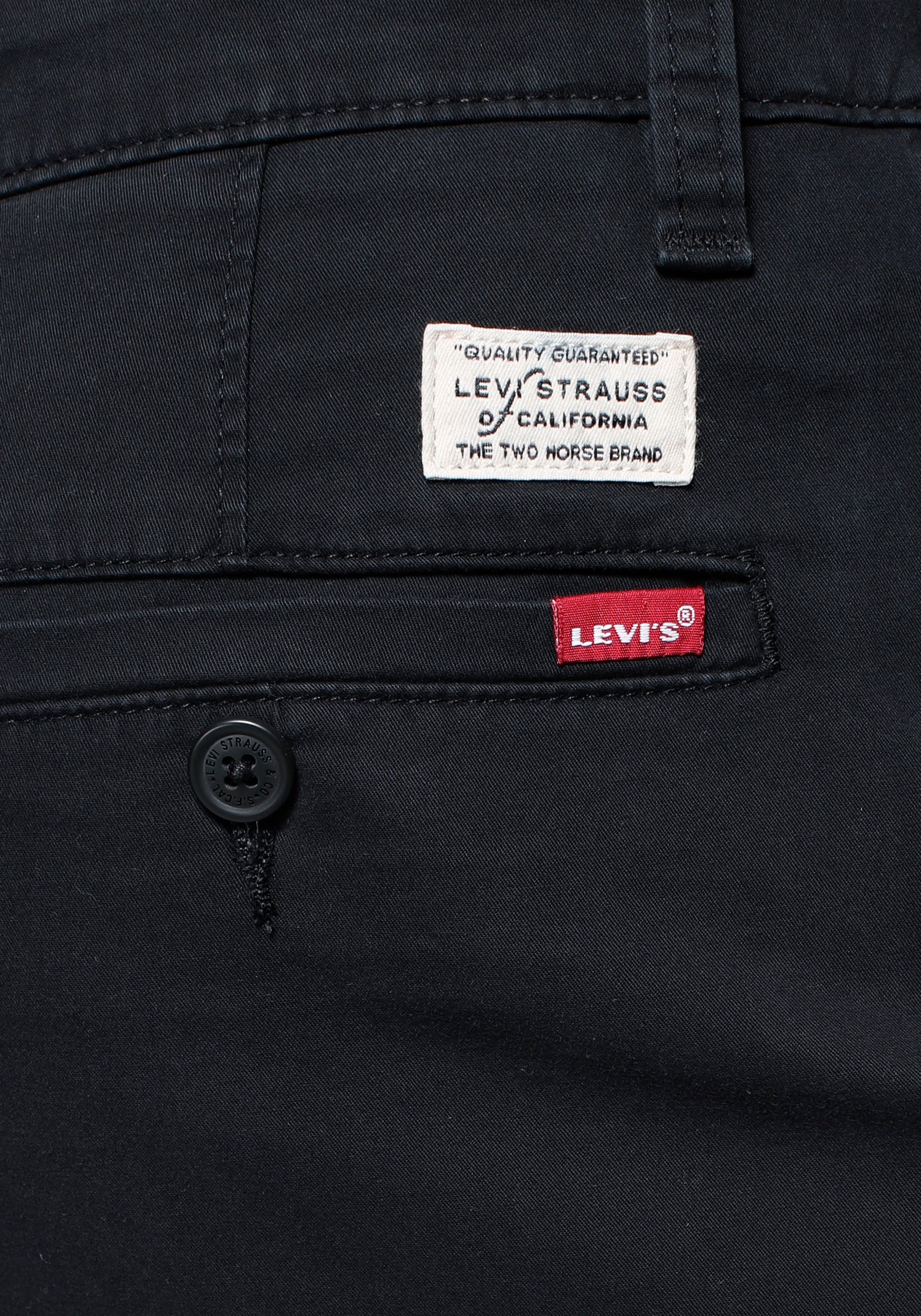 Levi's® Chinoshorts »XX CHINO SHORT II«  Sommerhose mit Logobadge