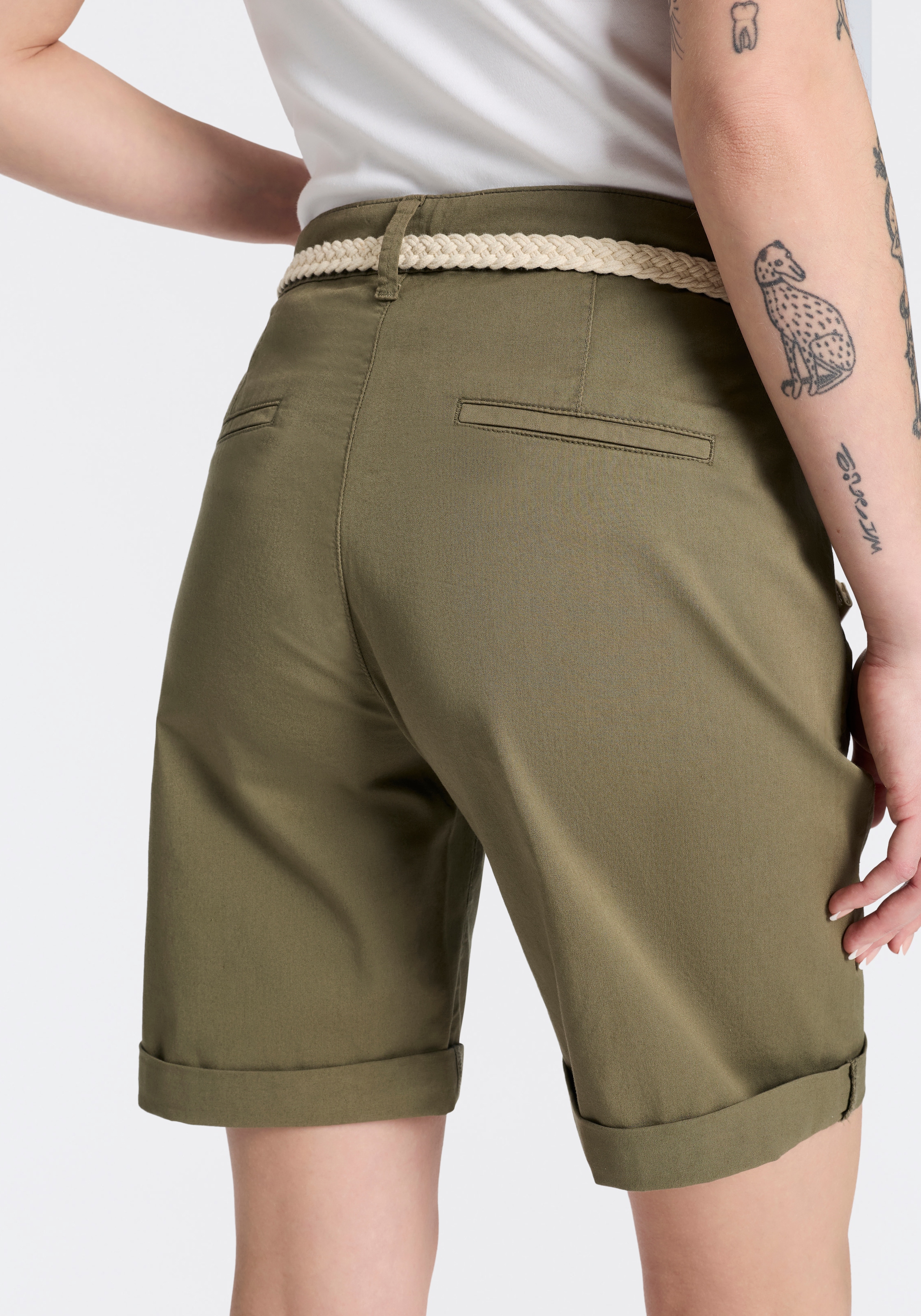 MAC Short en chino »CHINO SHORTS belt«  ceinture tressée incluse