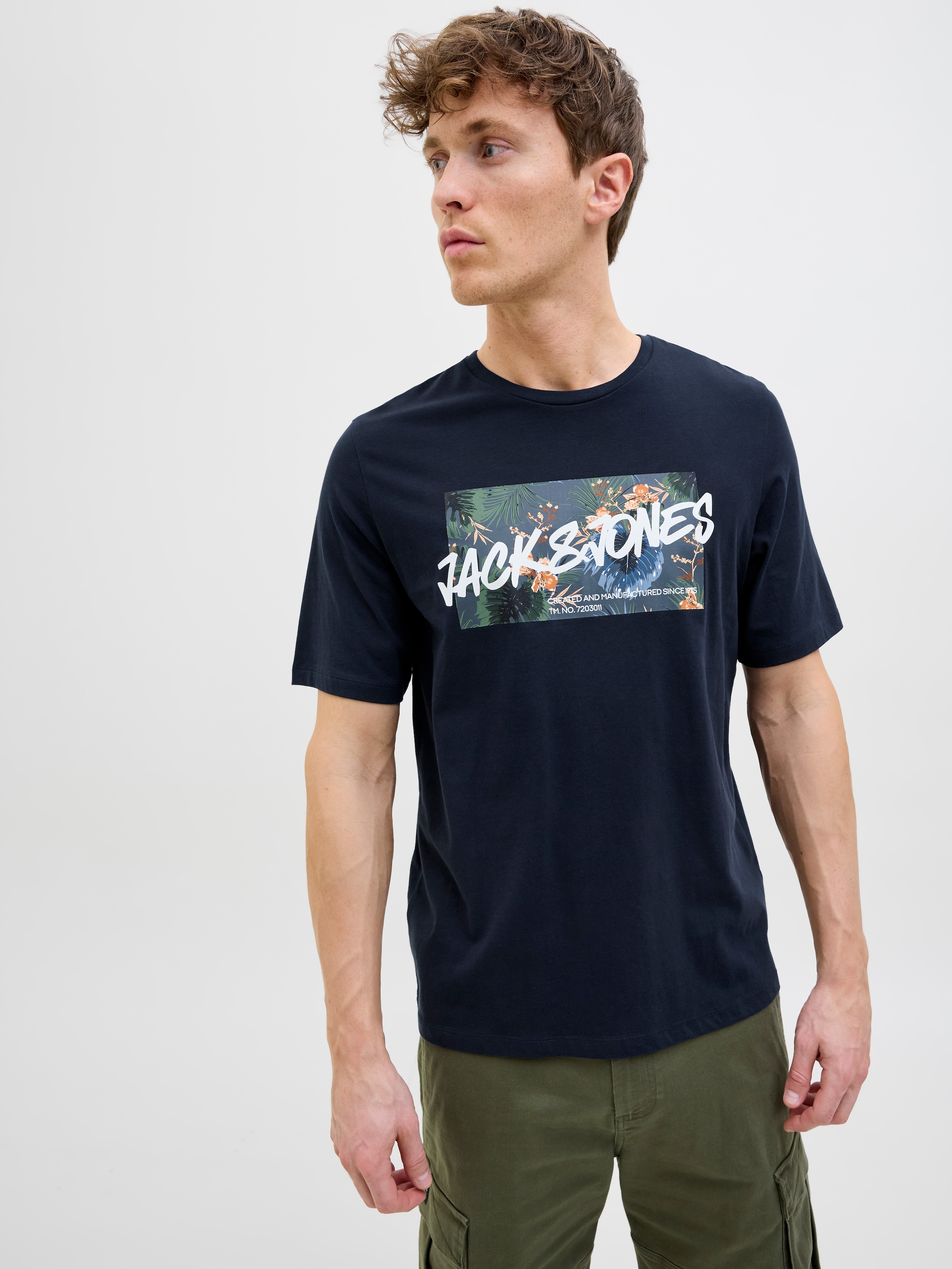 Jack & Jones T-shirt imprimé »JJHAWAII SHAPE TEE SS CREW NECK«