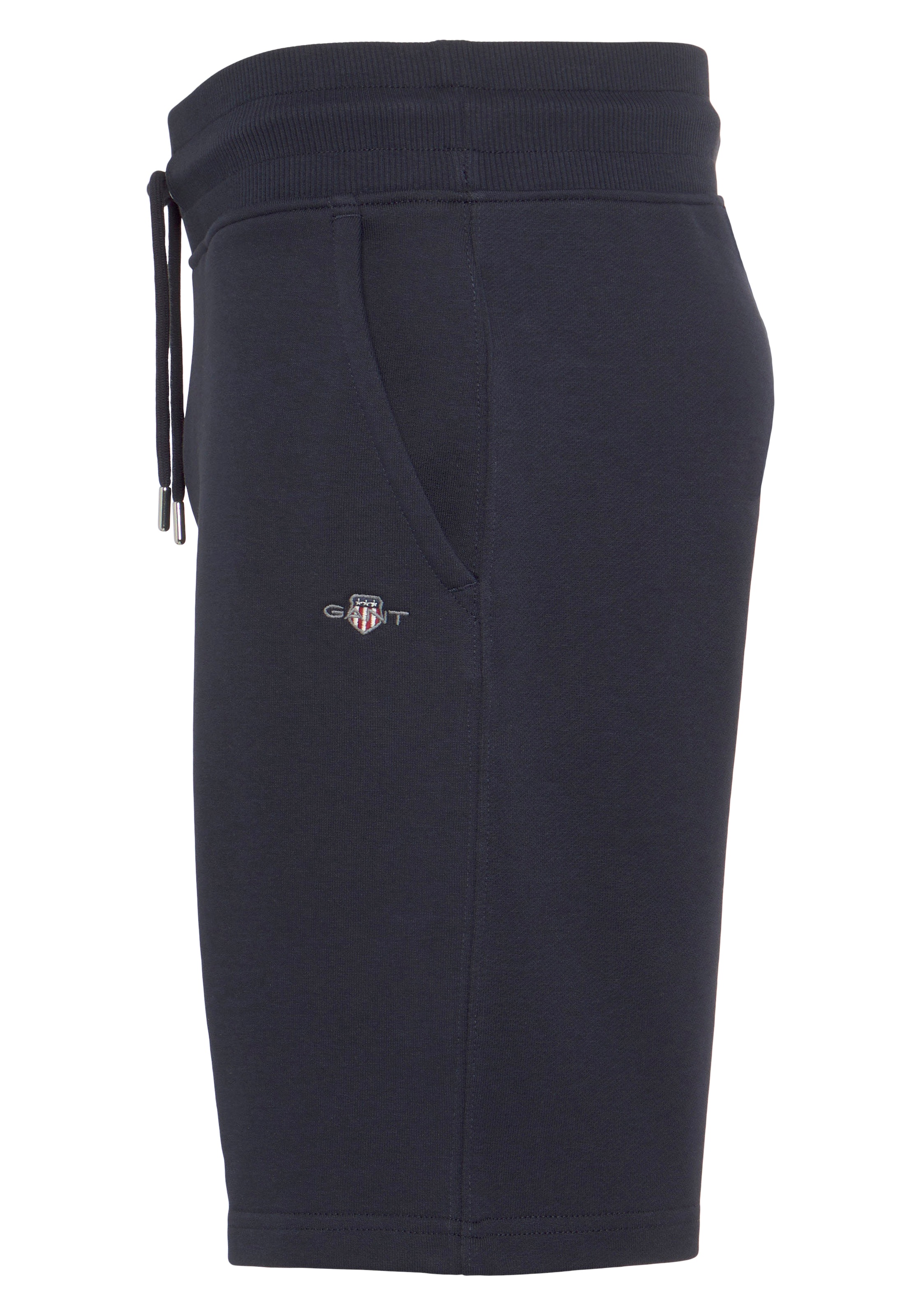 Gant Sweatshorts »REG SHIELD SWEAT SHORTS«  avec petite broderie logo sous la poche passe-main