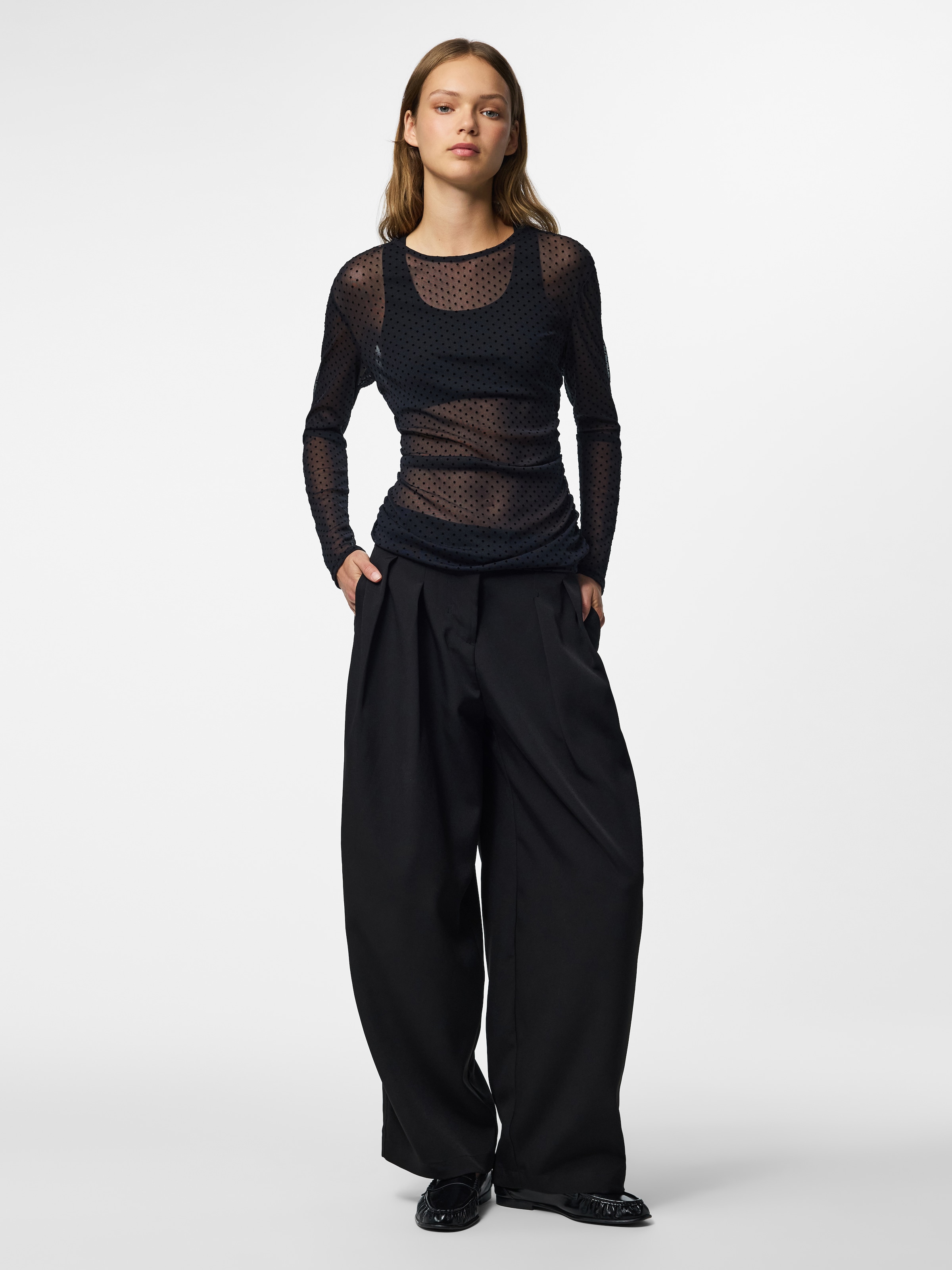 pieces T-shirt à manches longues »PCBOBO LS MESH ROUCHING TOP JRS NOOS« Fibre synthétique, qualité mesh transparente